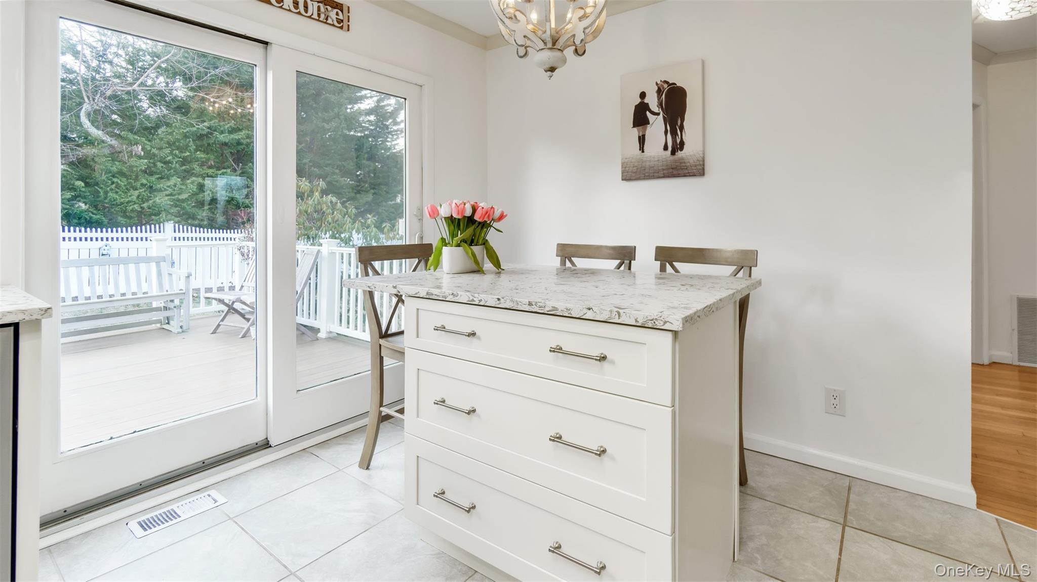 #9 photo, 5225 Peconic Bay Boulevard, 東長島 Laurel , NY 11948