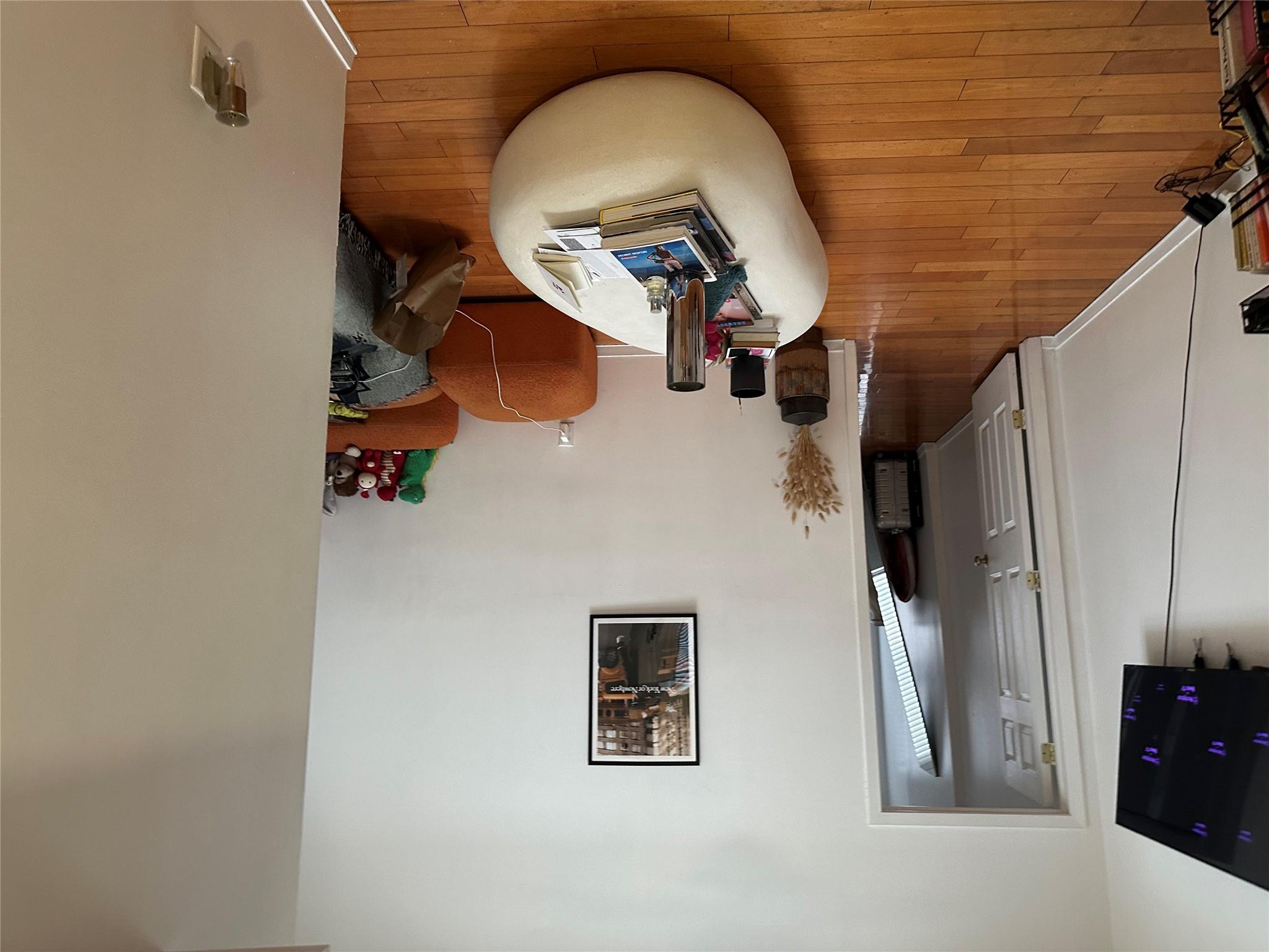 #16 photo, 3060 Steinway Street, クイーンズ区 Astoria , NY 11103