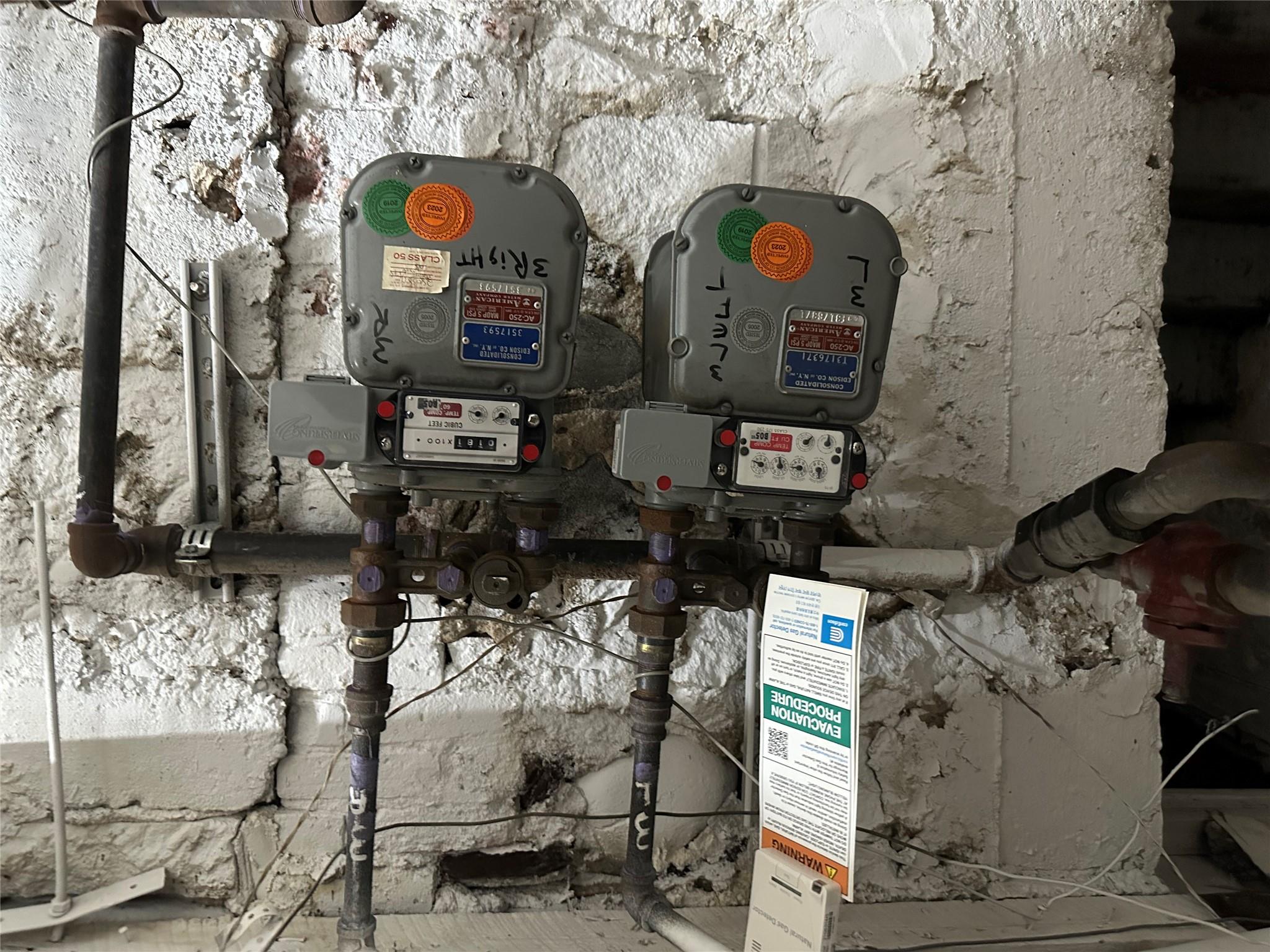 #19 photo, 3060 Steinway Street, クイーンズ区 Astoria , NY 11103