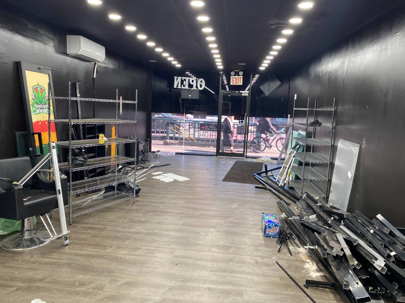 #2 photo, 1844 Nostrand Avenue, ブルックリン区 Little Haiti , NY 11226