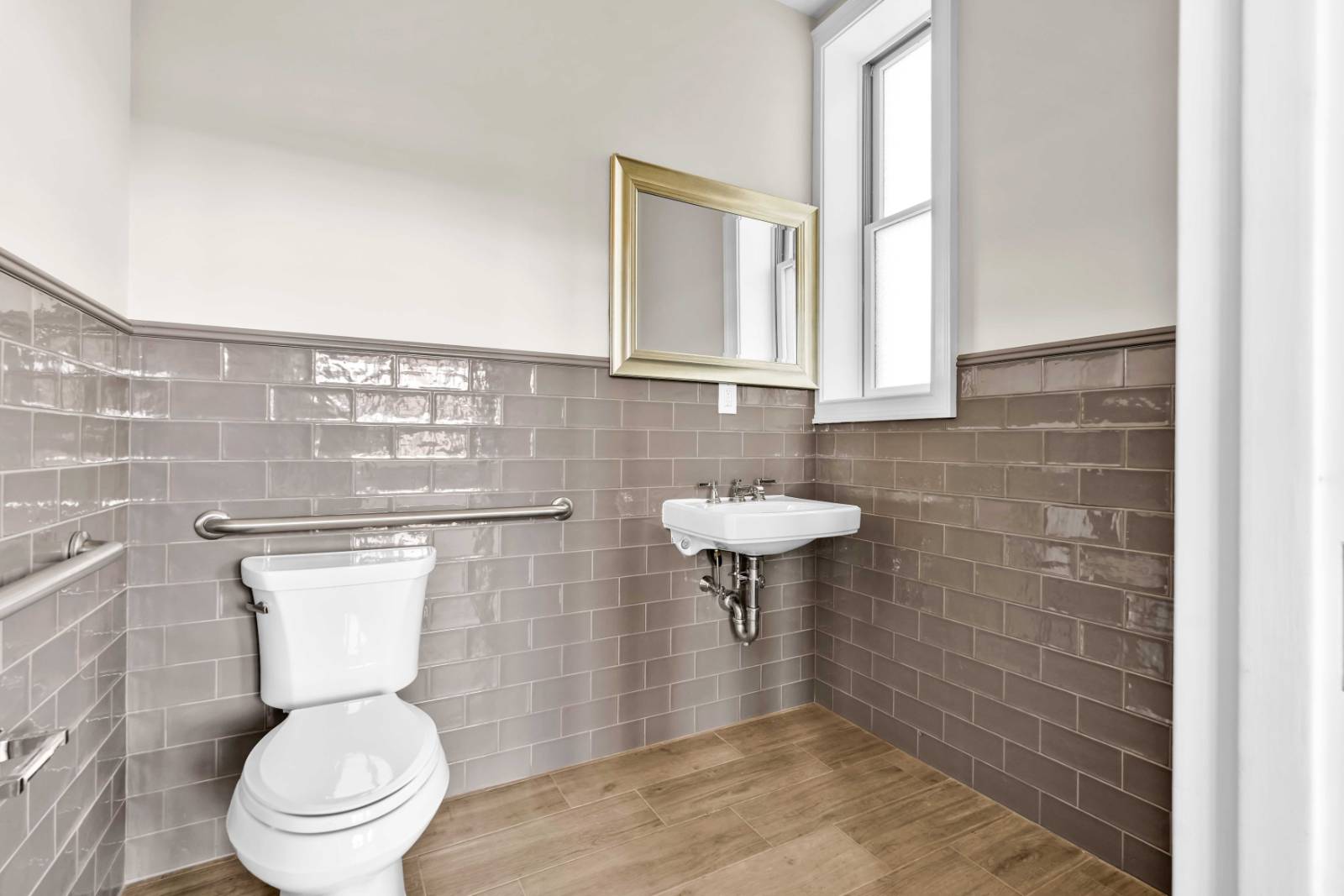 #25 photo, 405 Gates Avenue, ブルックリン区 Bedford-Stuyvesant , NY 11216