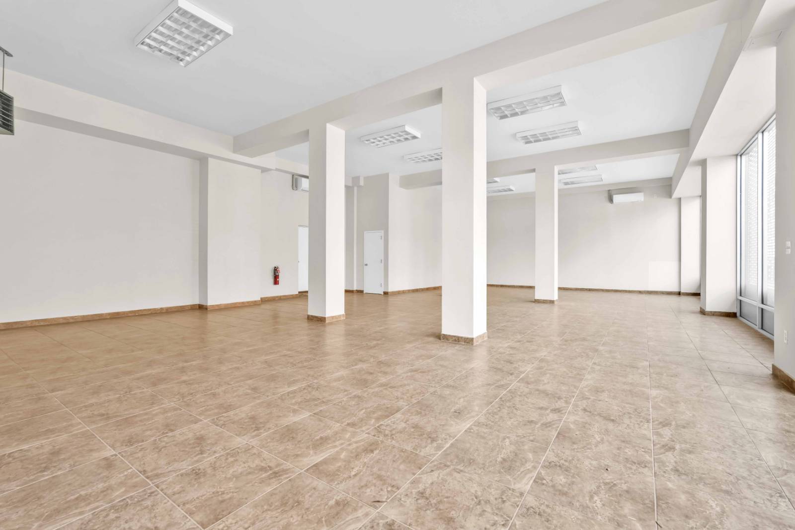 #43 photo, 405 Gates Avenue, ブルックリン区 Bedford-Stuyvesant , NY 11216