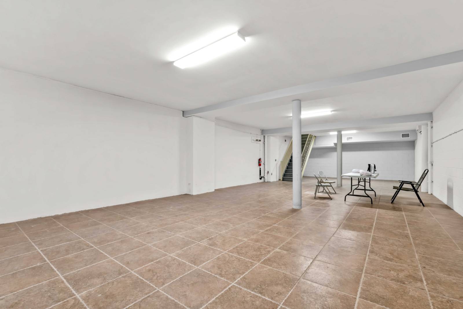 #10 photo, 405  Gates Avenue, ブルックリン区 Bedford-Stuyvesant , NY 11216