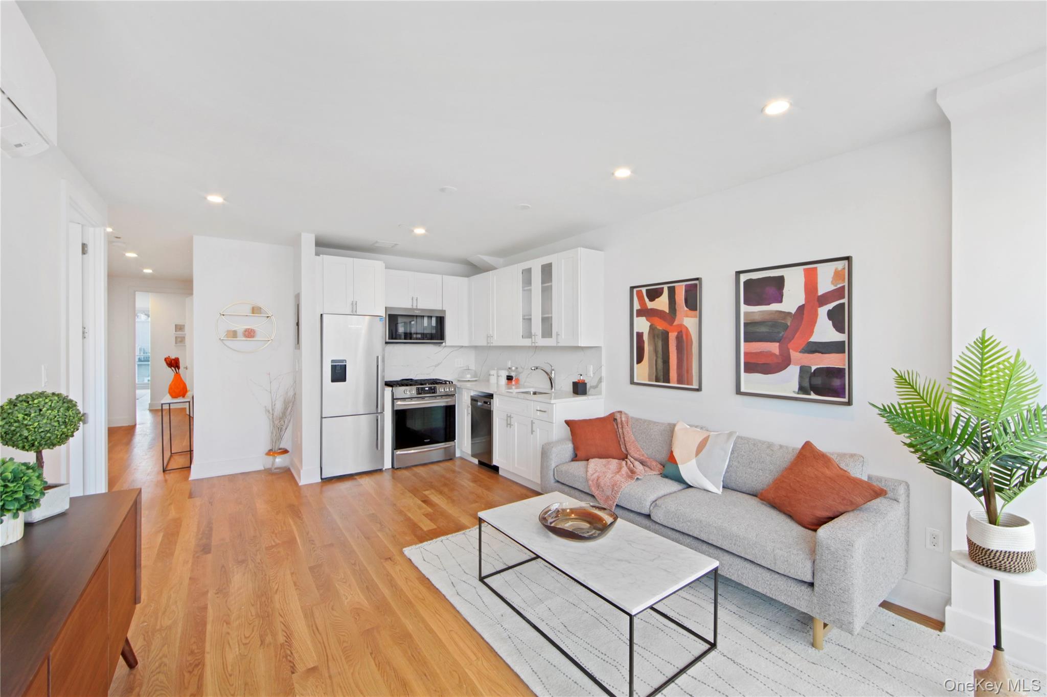 #4 photo, 163 Beach 96th Street, クイーンズ区 Rockaway Beach , NY 11693