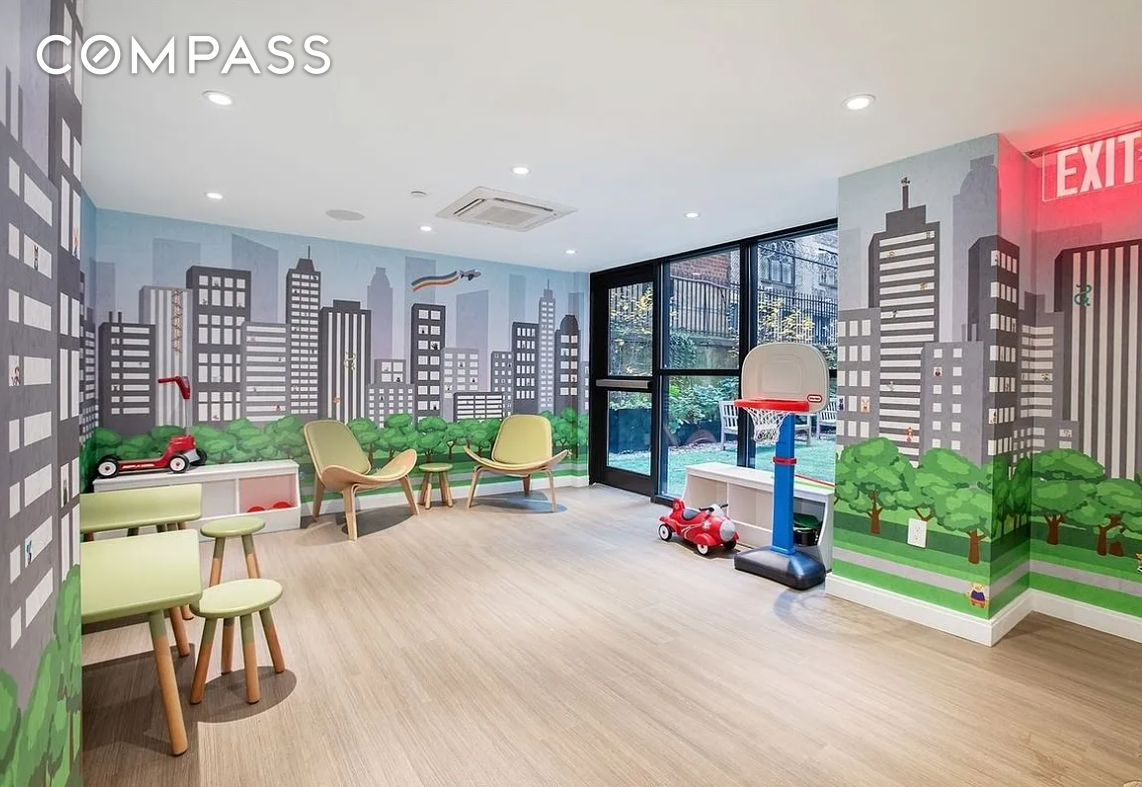 #15 photo, 12 E 88th Street, マンハッタン Upper East Side , NY 10128