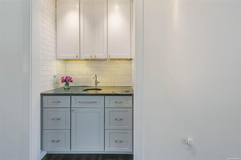 #12 photo, 21 Tarpon Road, サフォーク郡 East Quogue , NY 11942