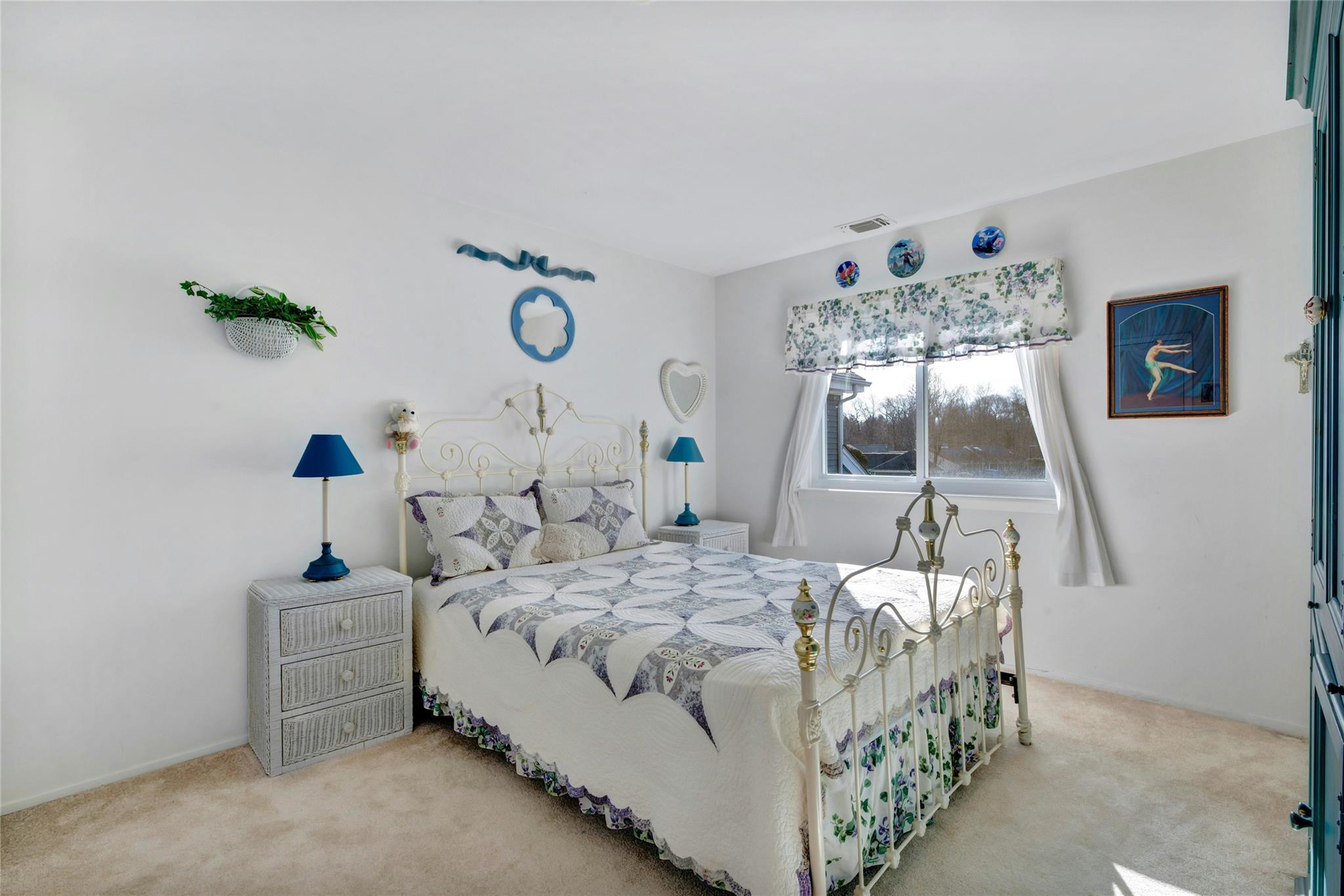 #17 photo, 107 E Midland Pond Court, サフォーク郡 Moriches , NY 11955