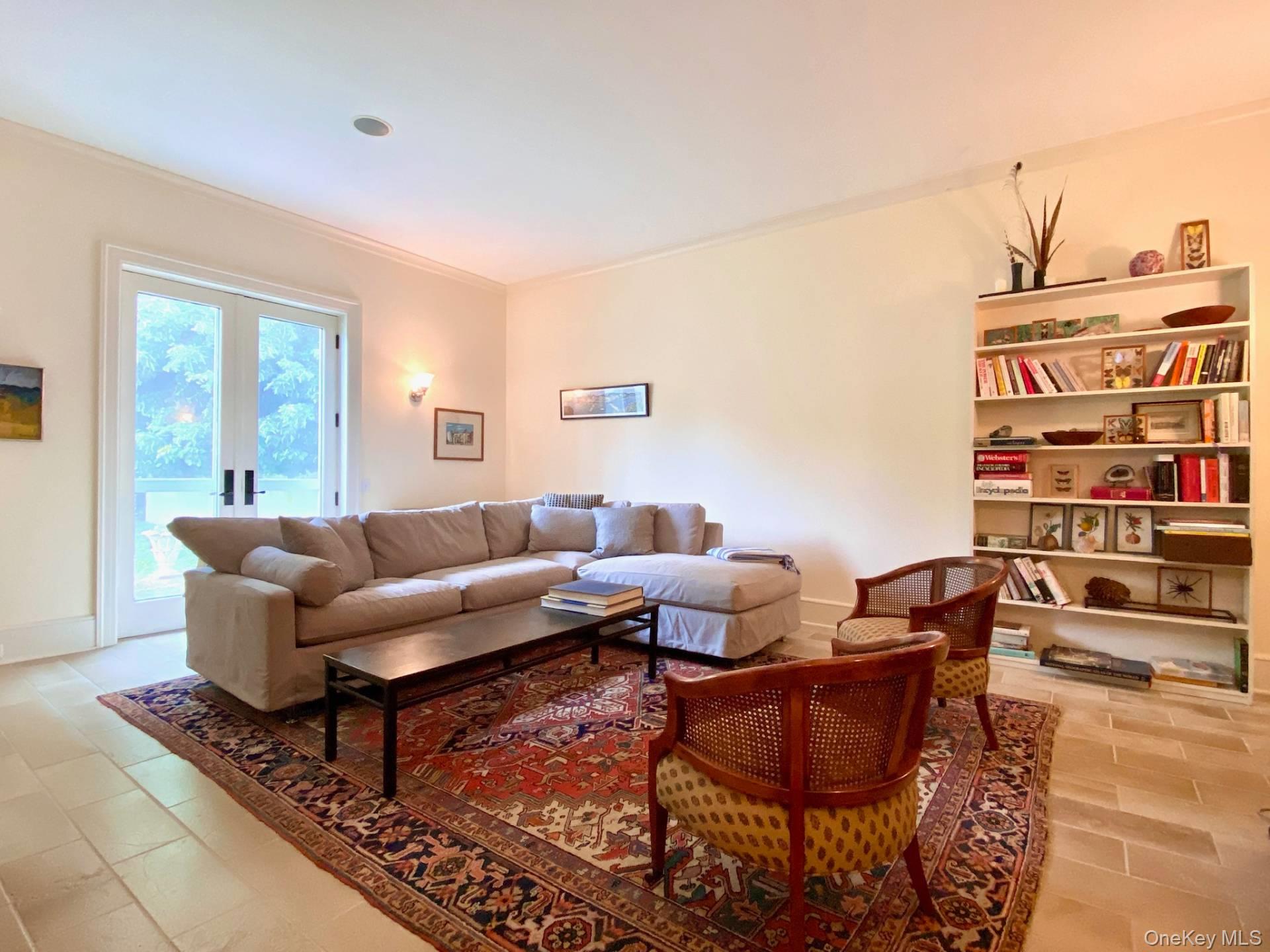 #12 photo, 2840 Stars Road, サフォーク郡 East Marion , NY 11939