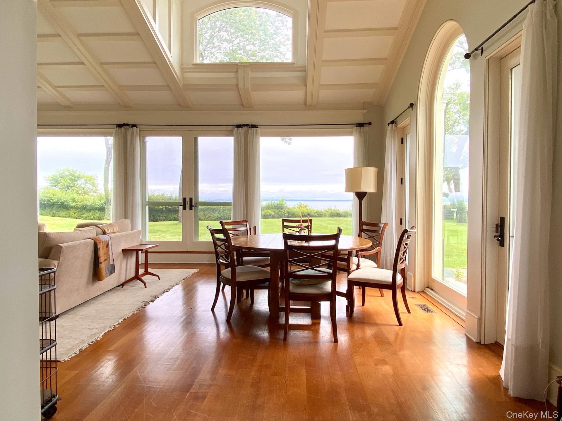 #9 photo, 2840 Stars Road, サフォーク郡 East Marion , NY 11939