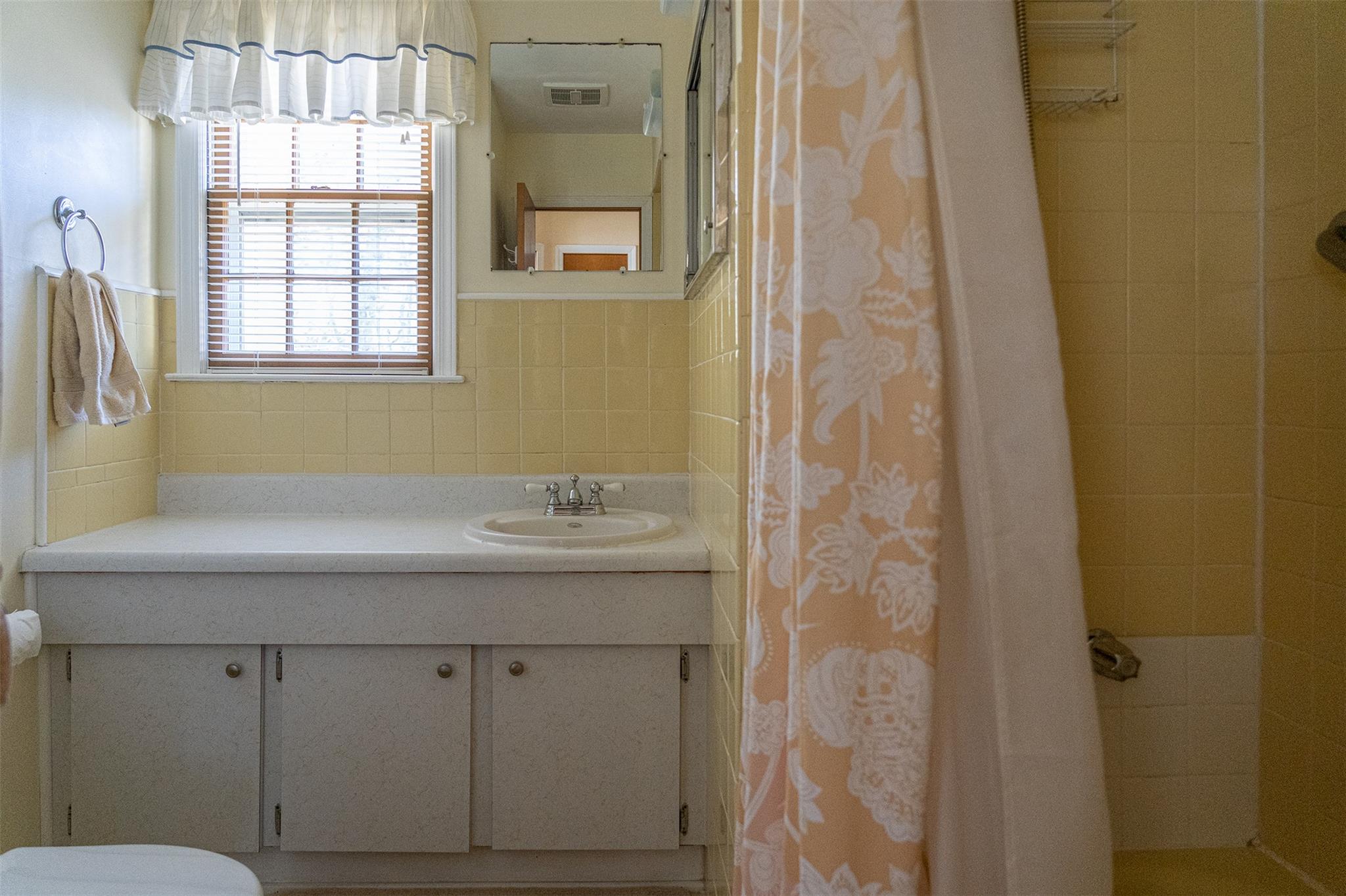 #15 photo, 155 Delmar Drive, サフォーク郡 Laurel , NY 11948