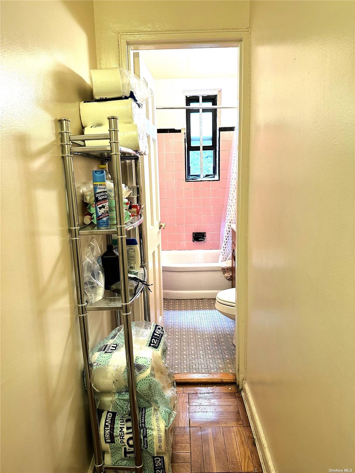 #18 photo, 33-06 92 Street, 皇后區 傑克遜高地 Jackson Heights , NY 11372