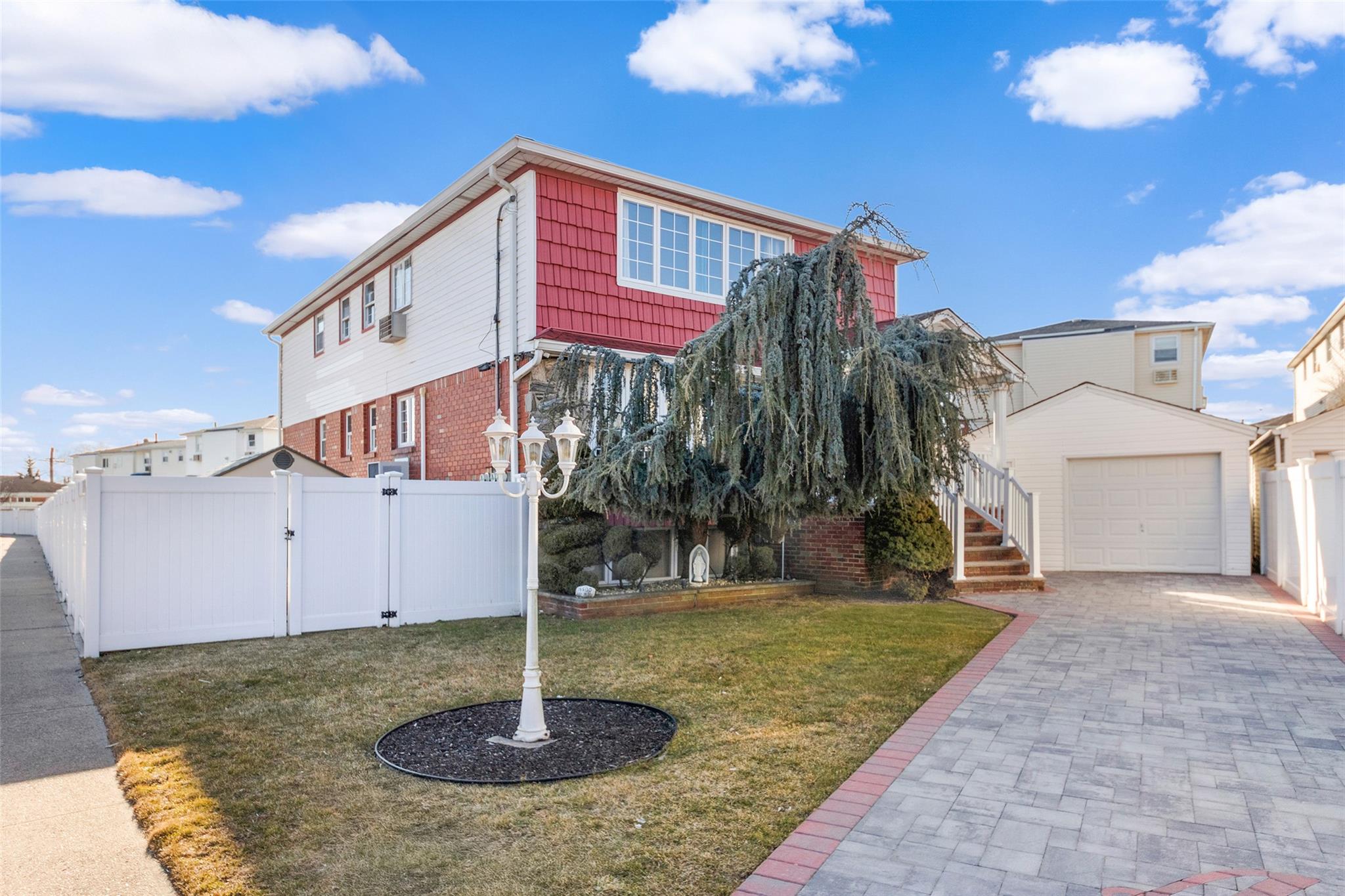 #3 photo, 155-30 99th Street, クイーンズ区 Howard Beach , NY 11414