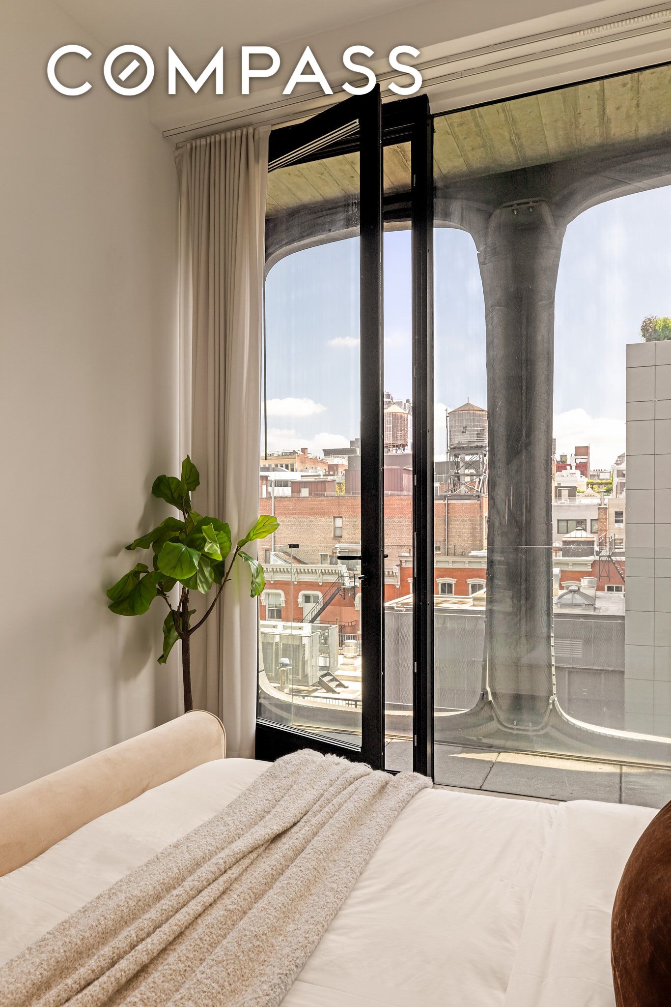 #14 photo, 325 W Broadway, マンハッタン SoHo , NY 10013