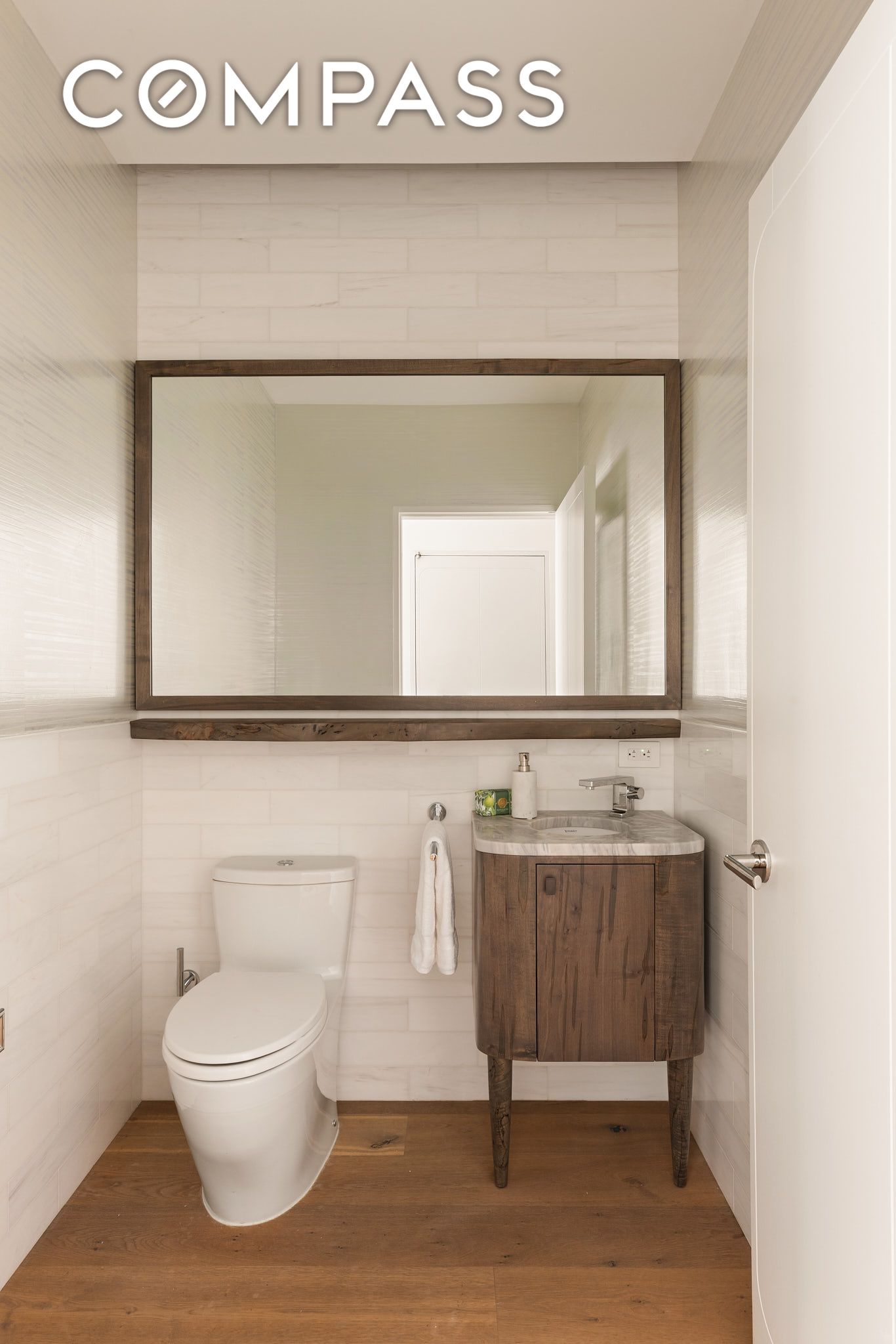 #17 photo, 325 W Broadway, マンハッタン SoHo , NY 10013