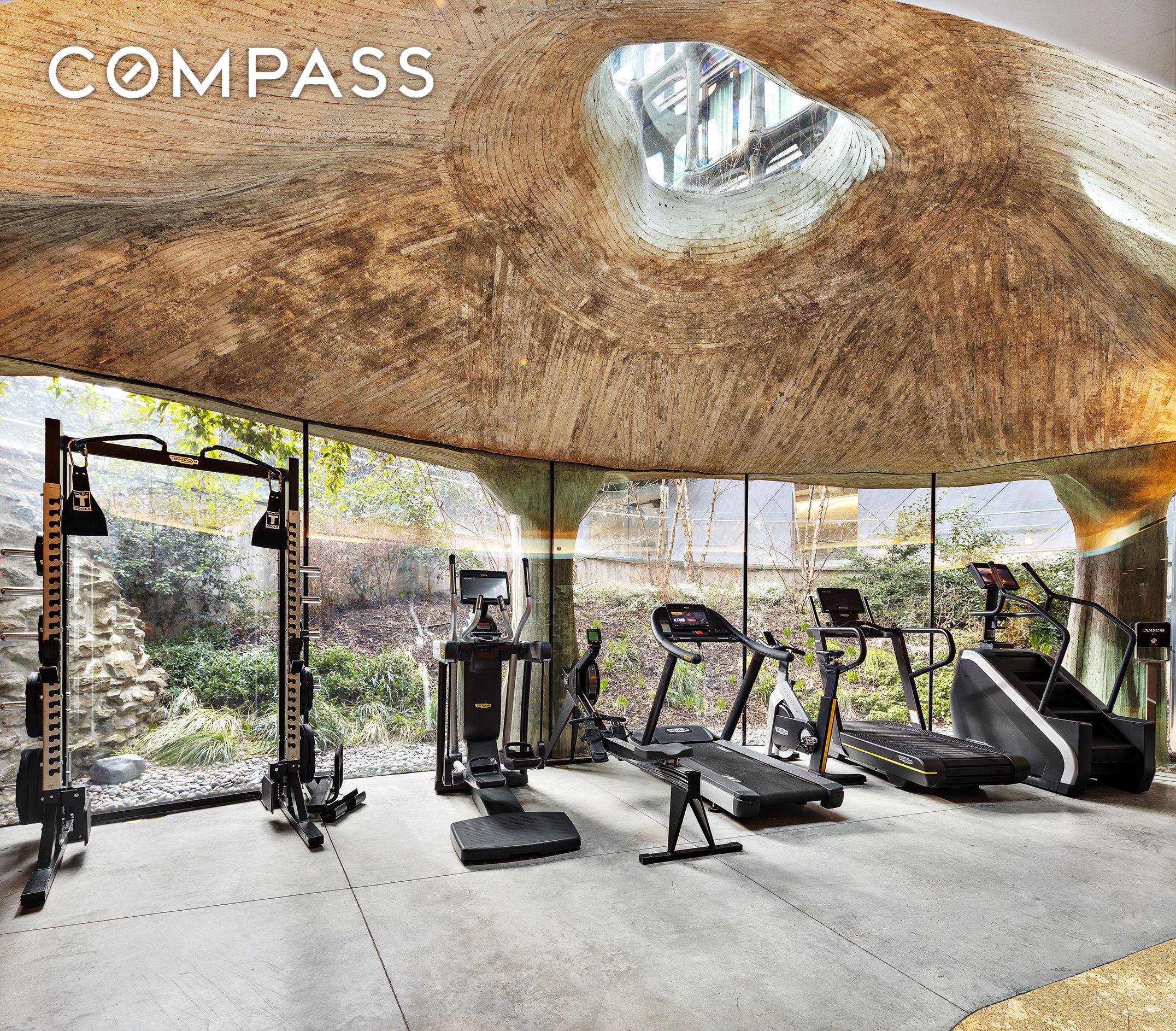 #19 photo, 325 W Broadway, マンハッタン SoHo , NY 10013