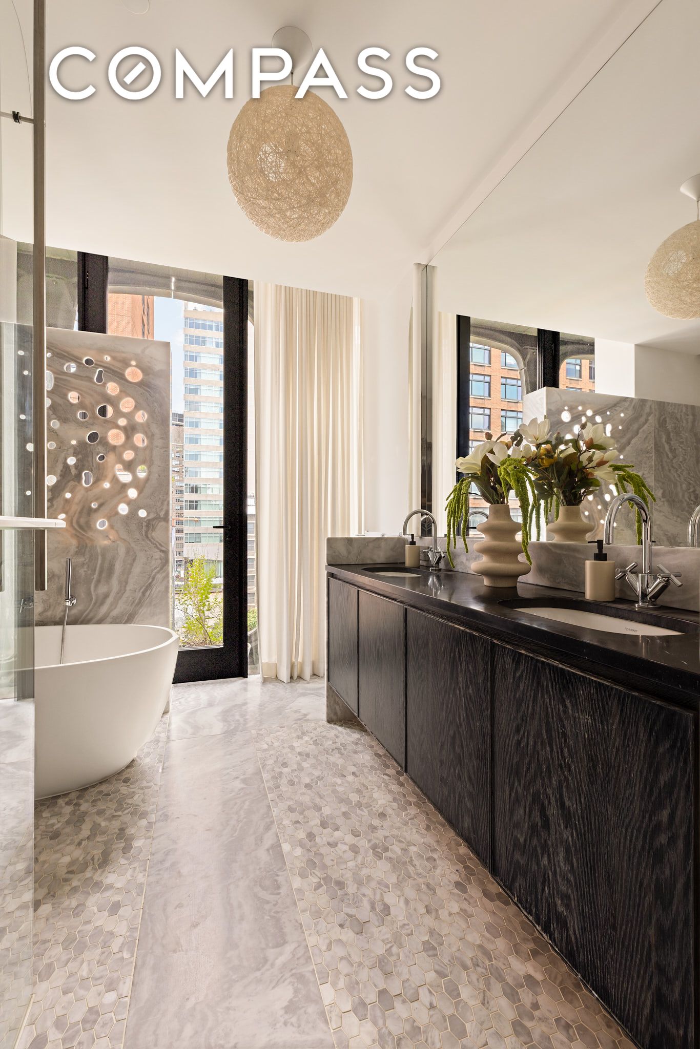 #9 photo, 325 W Broadway, マンハッタン SoHo , NY 10013