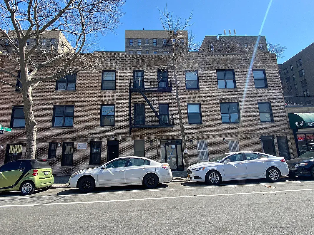 #7 photo, Bronx, ブロンクス区 Concourse , NY 10452