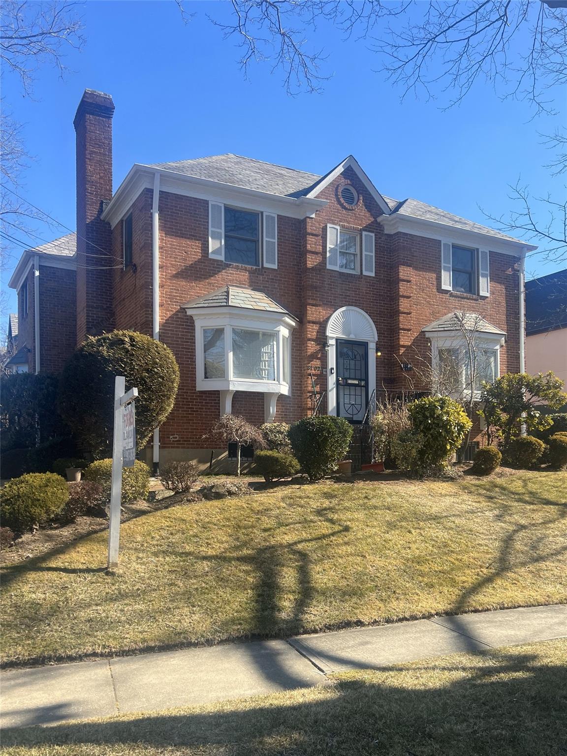 #1 photo, 81-03 Surrey Place, 皇后区 牙买加豪宅 Jamaica Estates , NY 11432