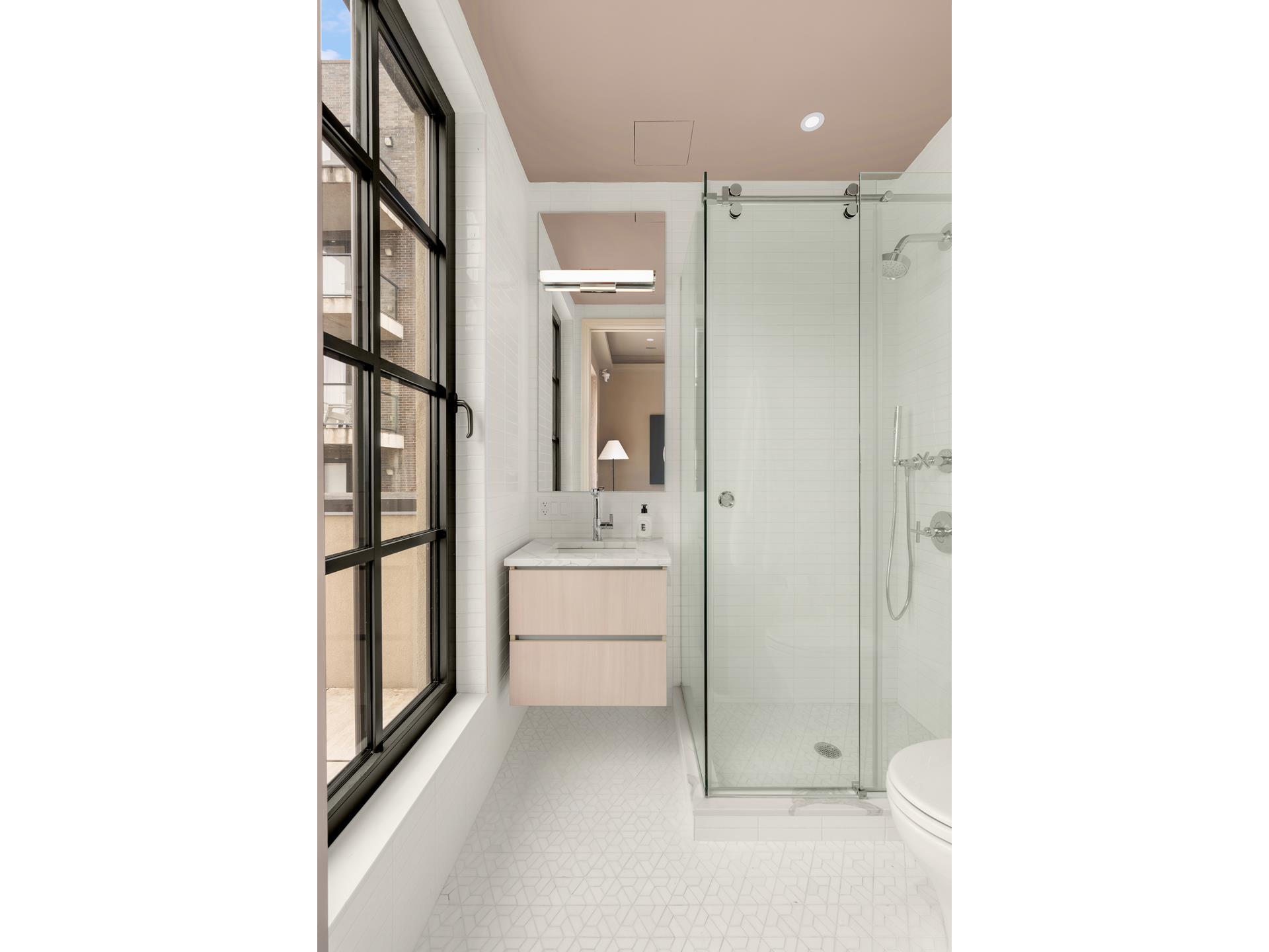 #15 photo, 303 W 113TH Street, マンハッタン South Harlem , NY 10026