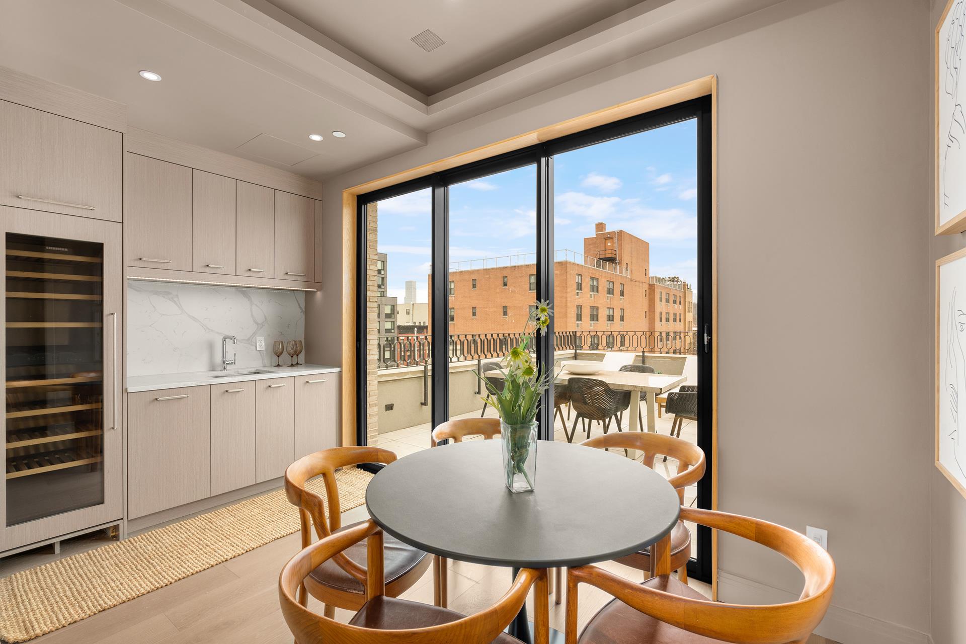 #9 photo, 303 W 113TH Street, マンハッタン South Harlem , NY 10026