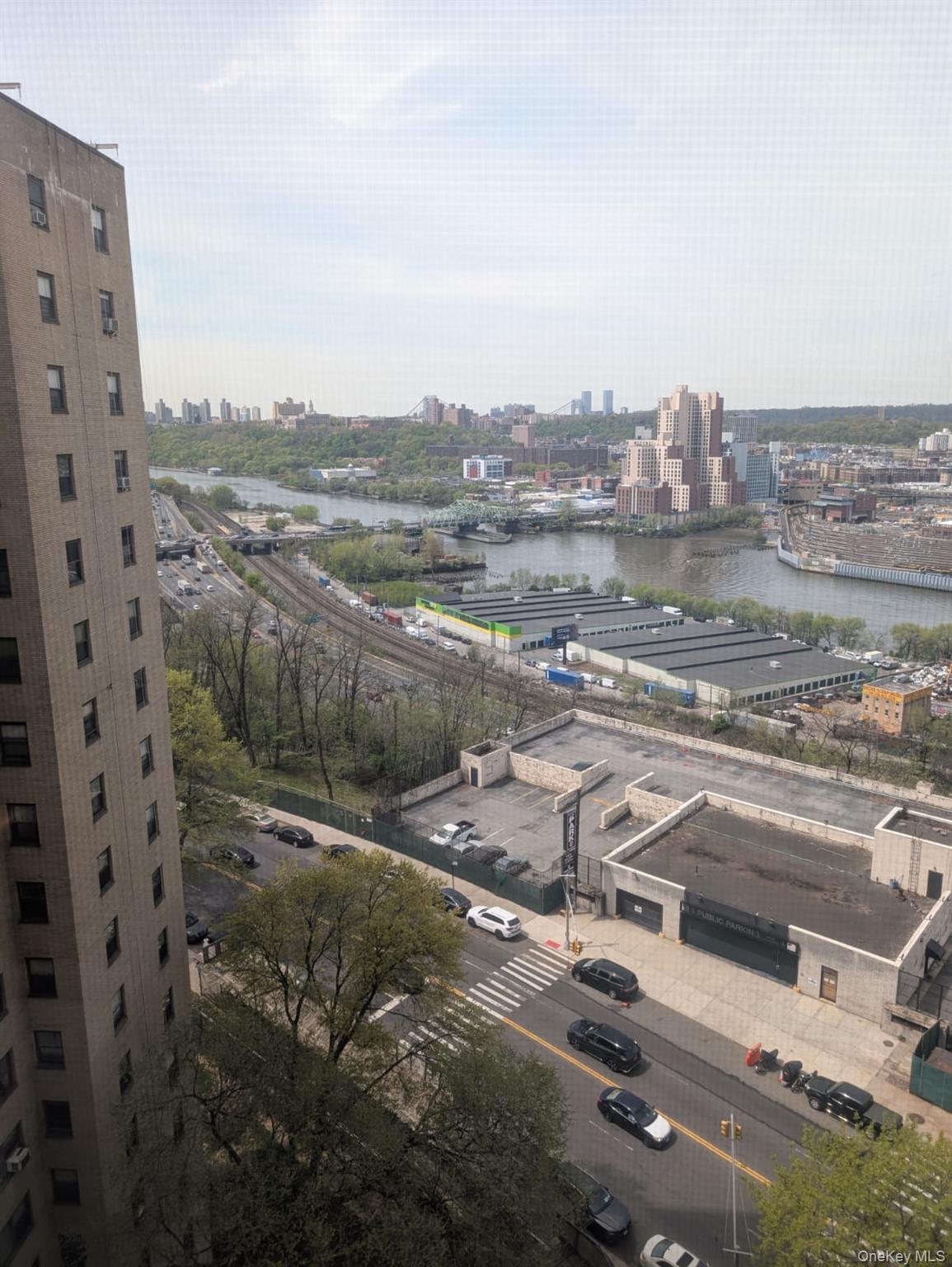 #10 photo, 4 Fordham Hill Oval, برونكس Bronx , NY 10468