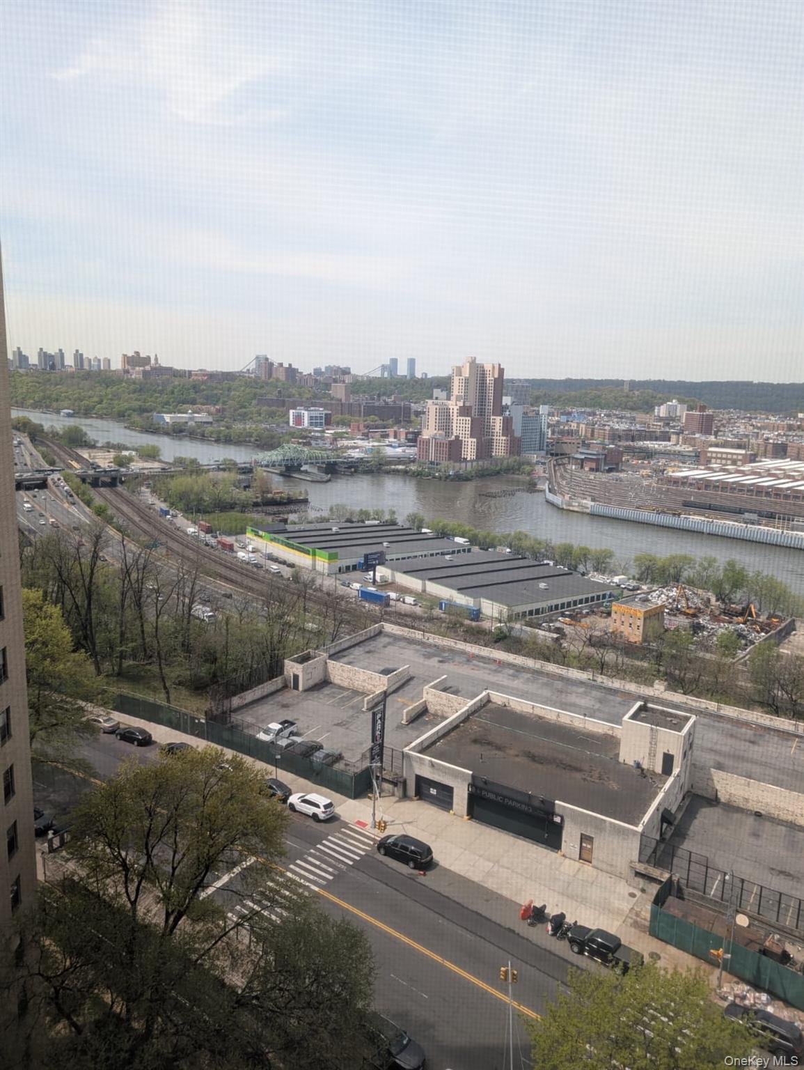 #9 photo, 4 Fordham Hill Oval, برونكس Bronx , NY 10468