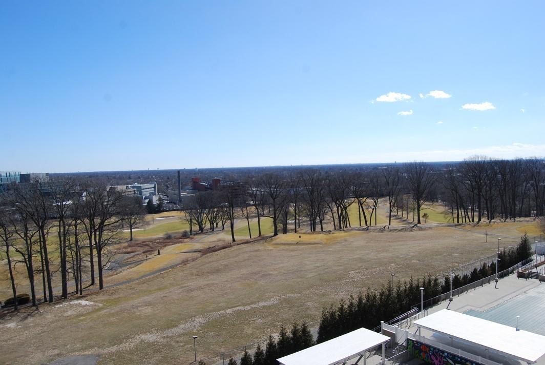 #15 photo, 27110 Grand Central Parkway, Floral Park , NY 11005