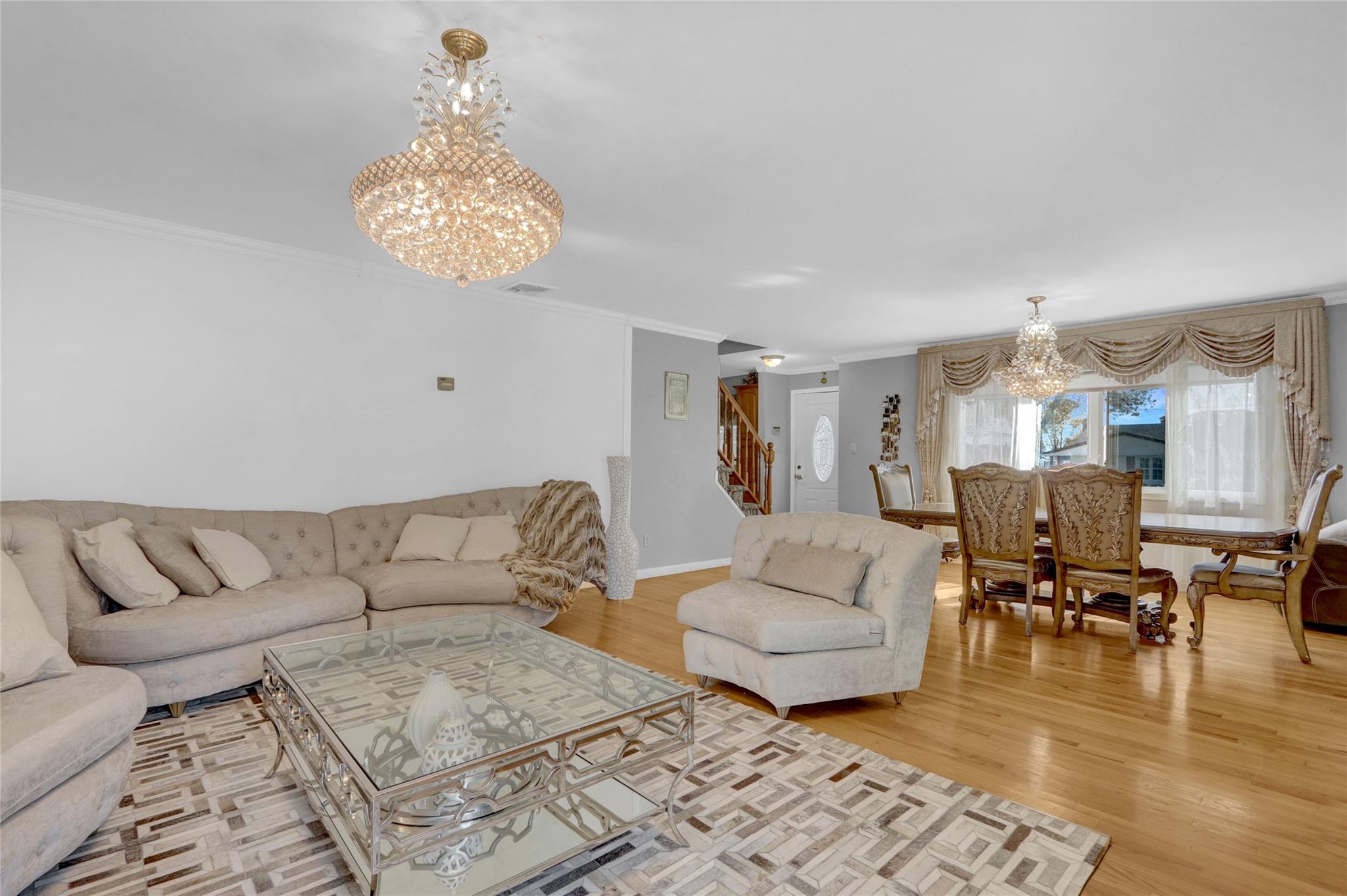 #7 photo, 157 Cambridge Drive, ナッソー郡 Hicksville , NY 11801