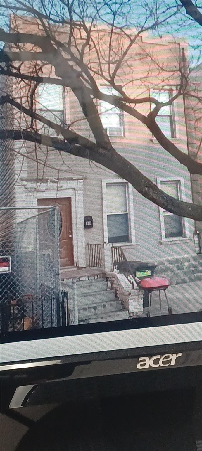 #2 photo, 33 Essex Street, 布鲁克林 Brooklyn , NY 11208