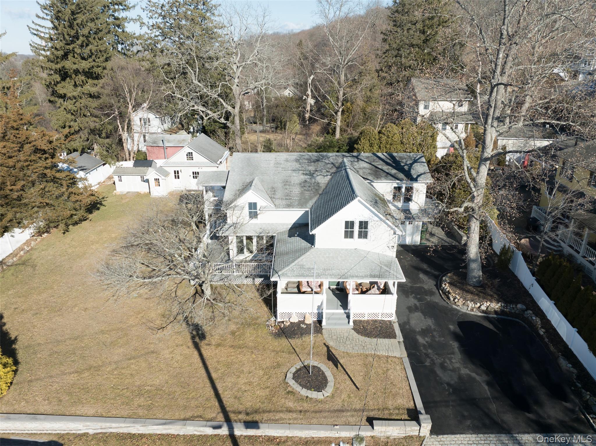 #7 photo, 213 Maiden Lane, サフォーク郡 Port Jefferson , NY 11777