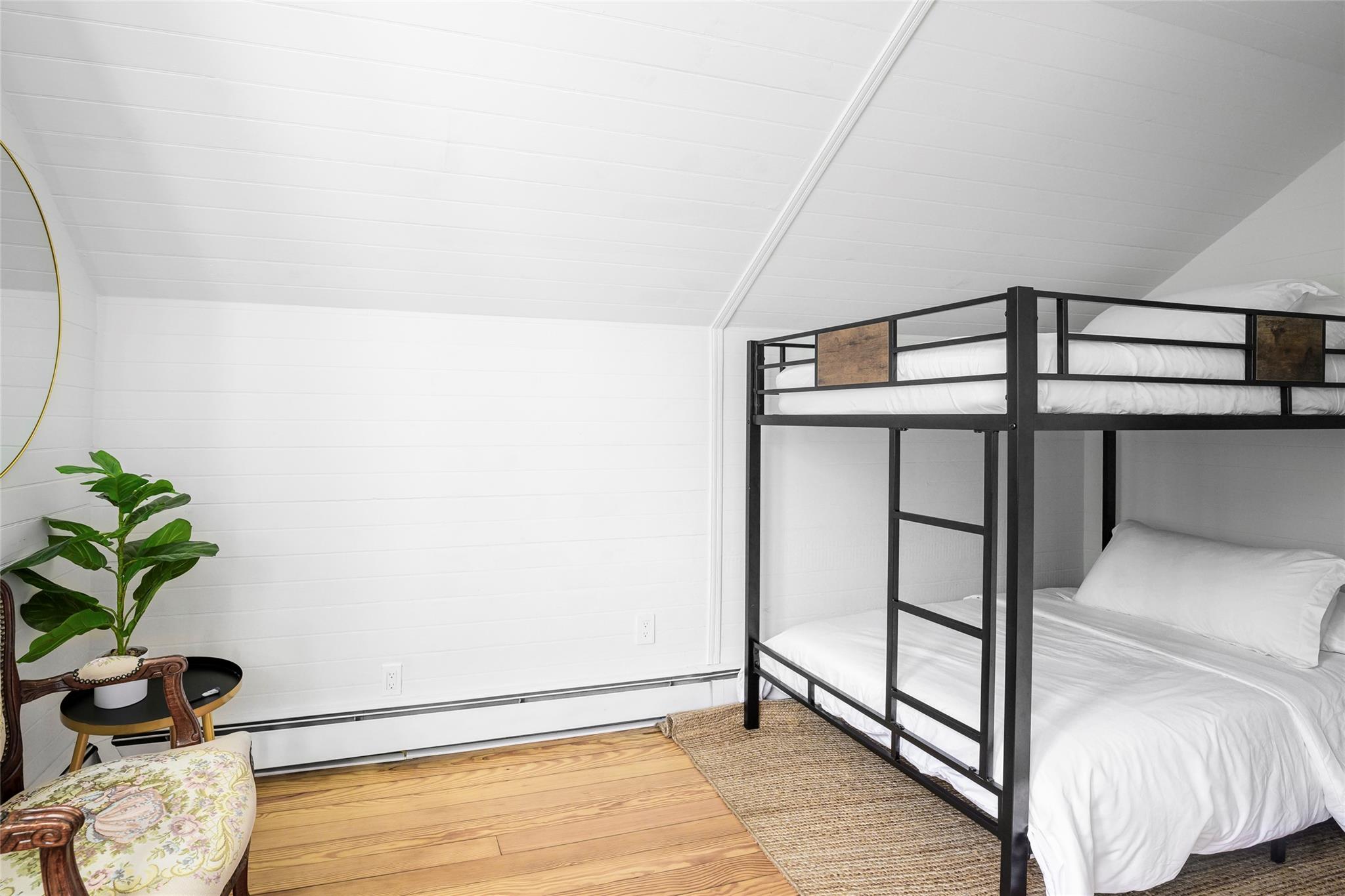 #12 photo, 86 Old Country Road, Саффолк ‖ East Quogue , NY 11942