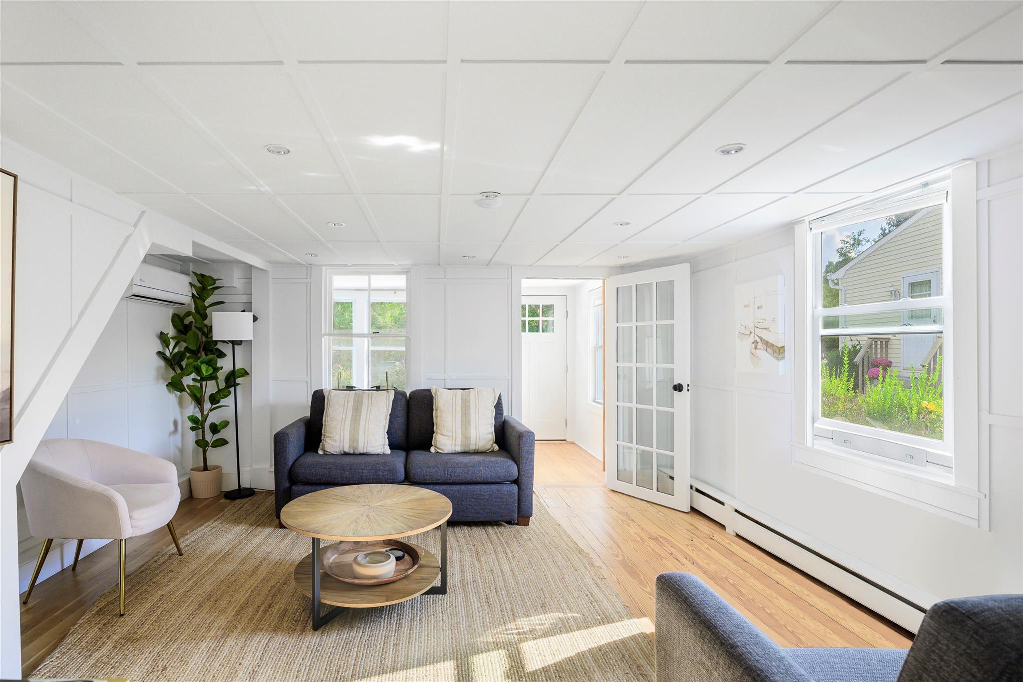 #3 photo, 86 Old Country Road, Саффолк ‖ East Quogue , NY 11942