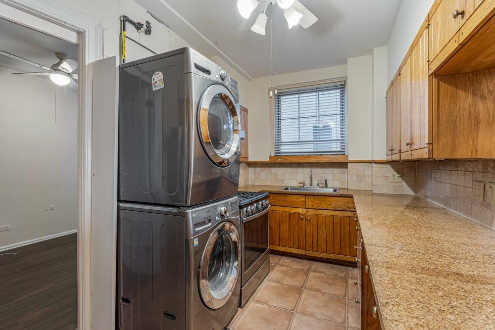 #13 photo, 160 Riverside Drive, New York (Manhattan) , NY 10024