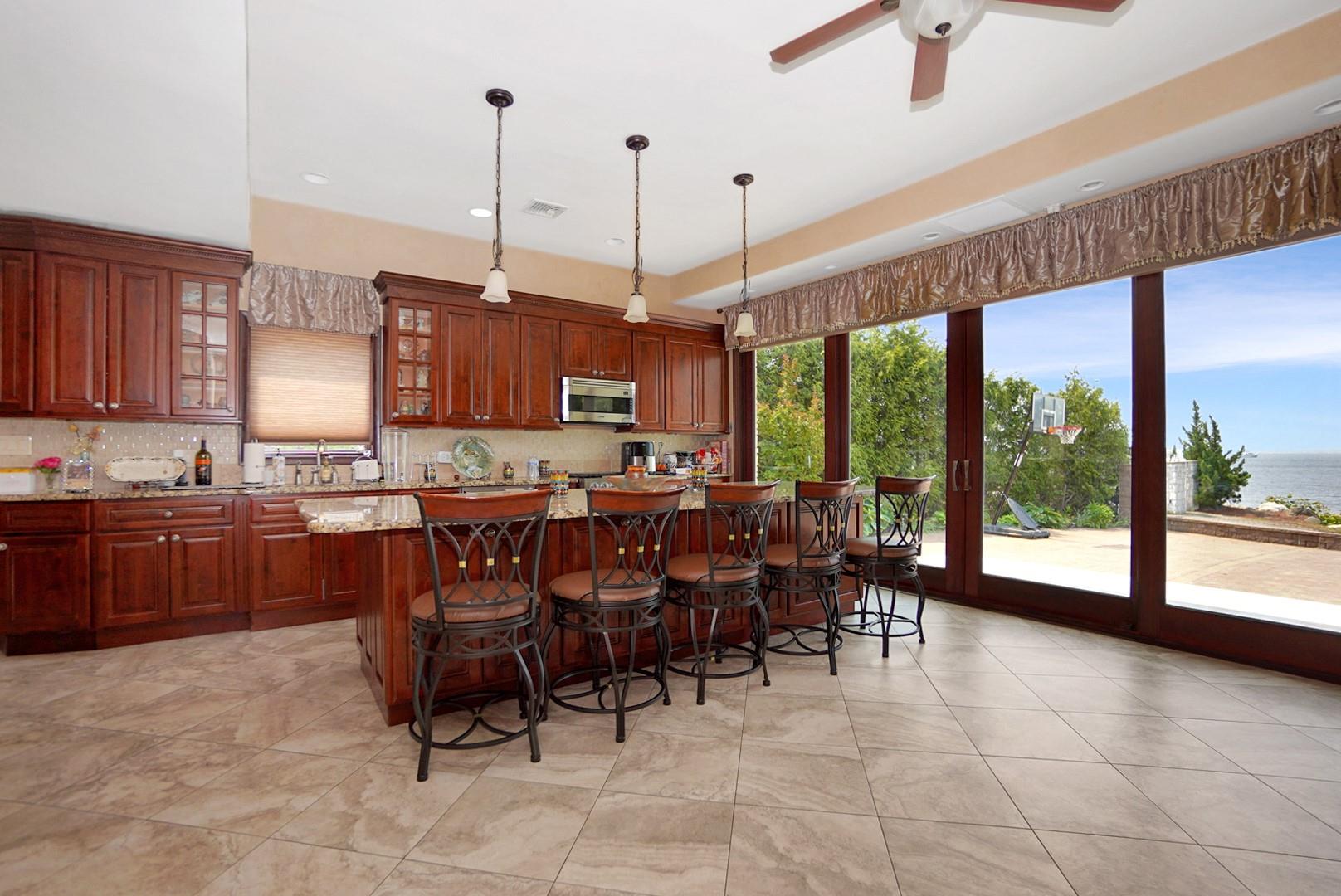 #16 photo, 545 Arbutus Ave, Staten Island, NY, スタテンアイランド Staten Island , NY 10312