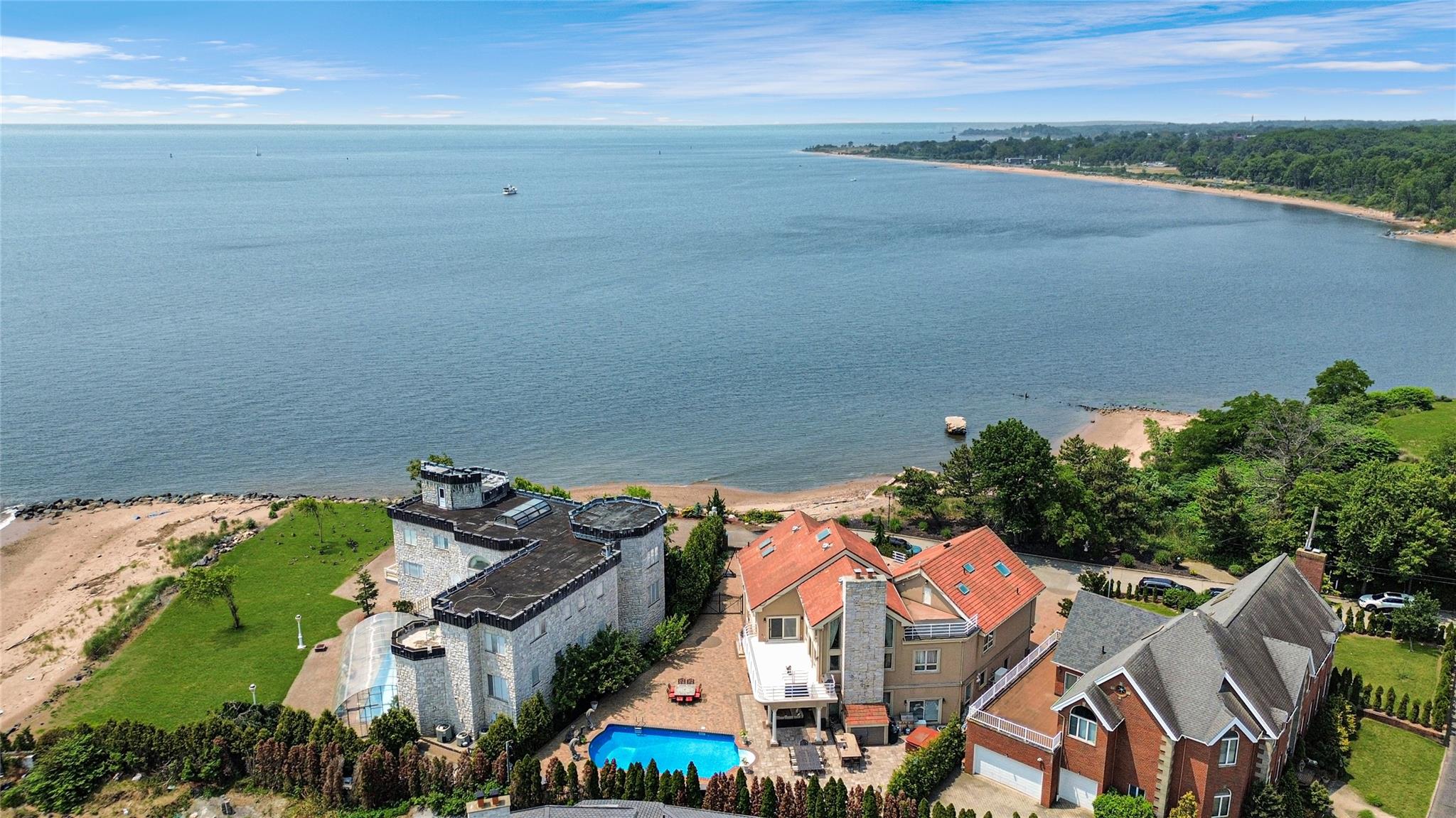 #4 photo, 545 Arbutus Ave, Staten Island, NY, スタテンアイランド Staten Island , NY 10312