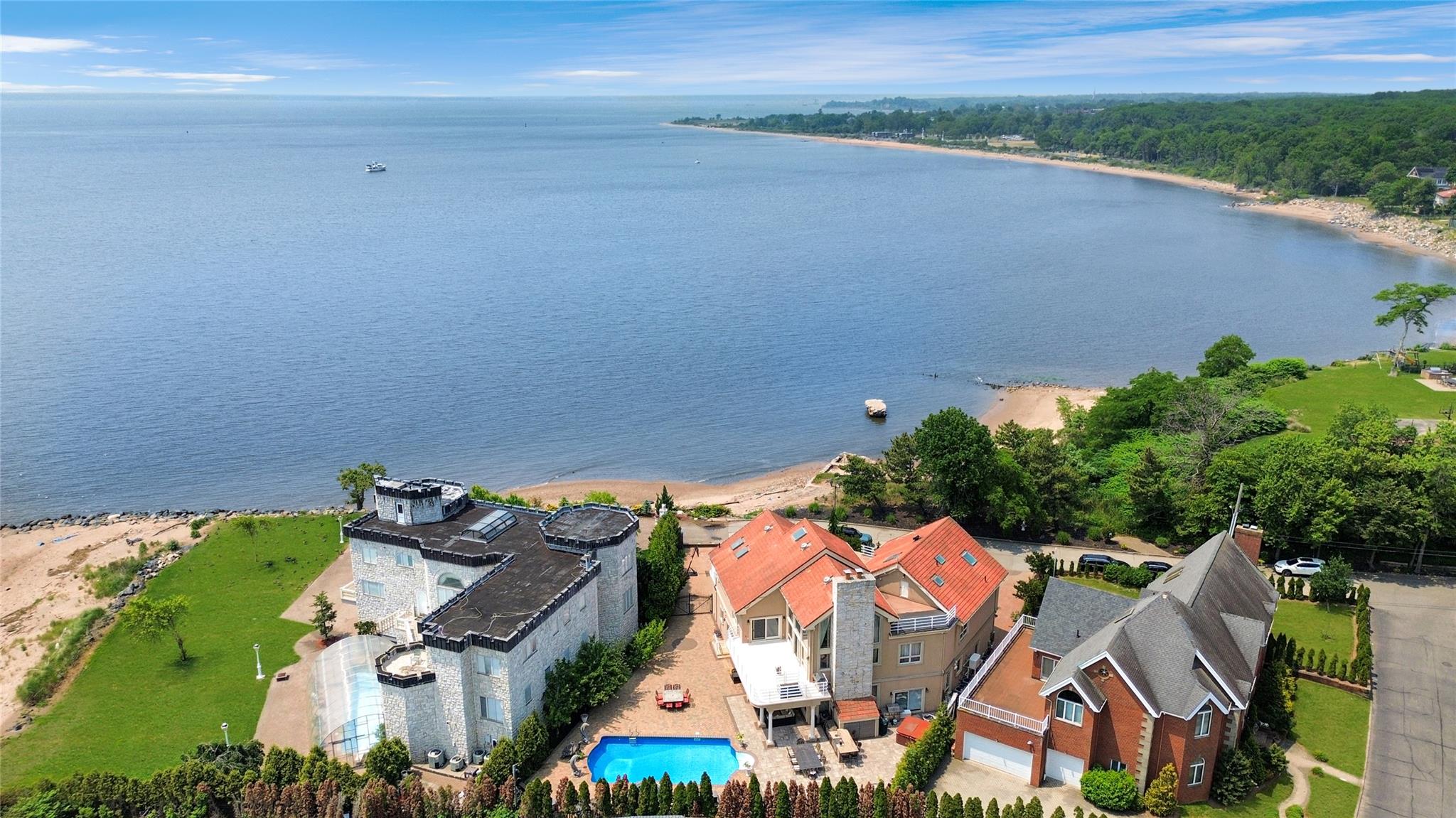 #5 photo, 545 Arbutus Ave, Staten Island, NY, スタテンアイランド Staten Island , NY 10312