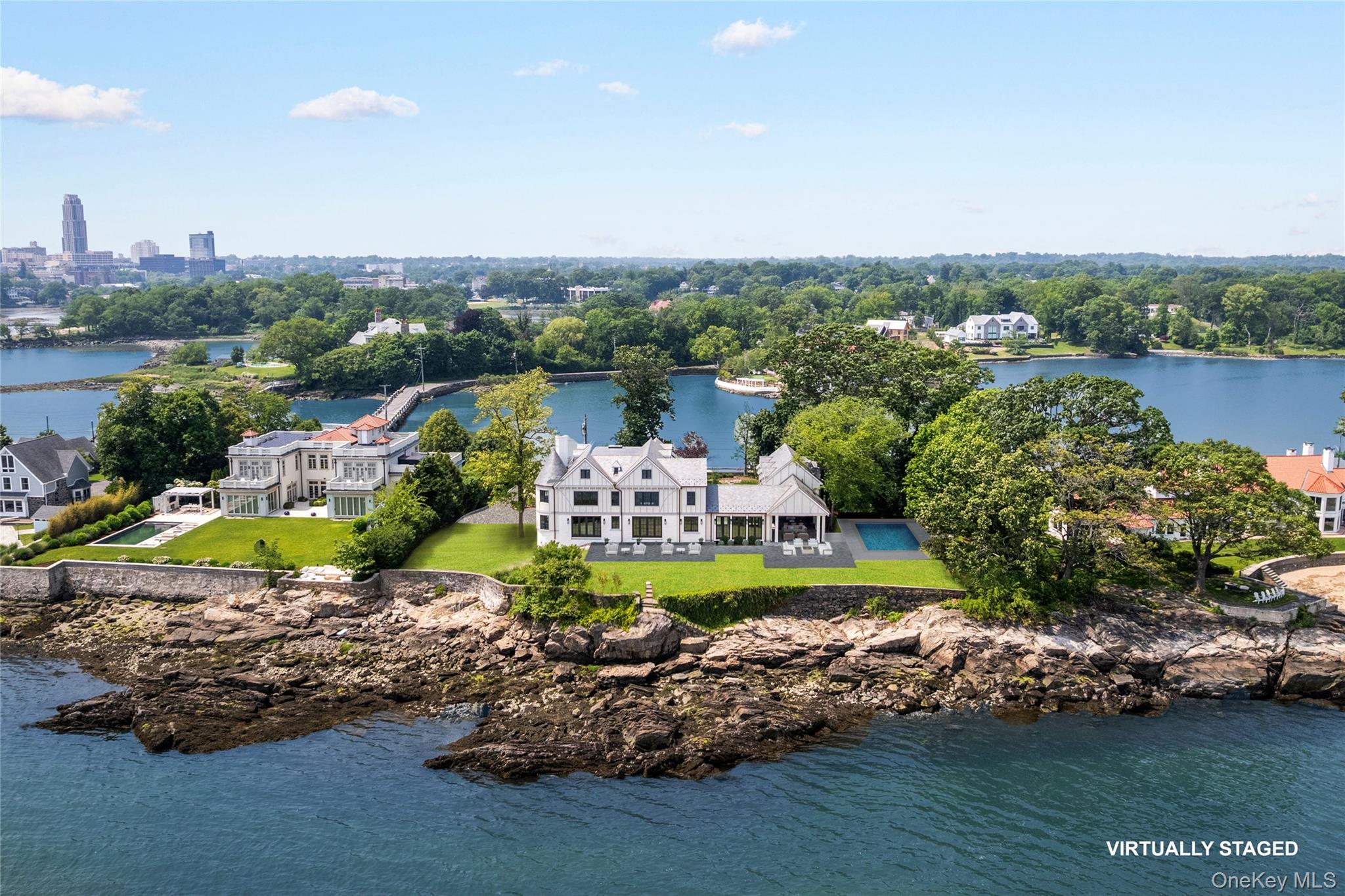 #2 photo, 104 Premium Point Road, Mamaroneck , NY 10801