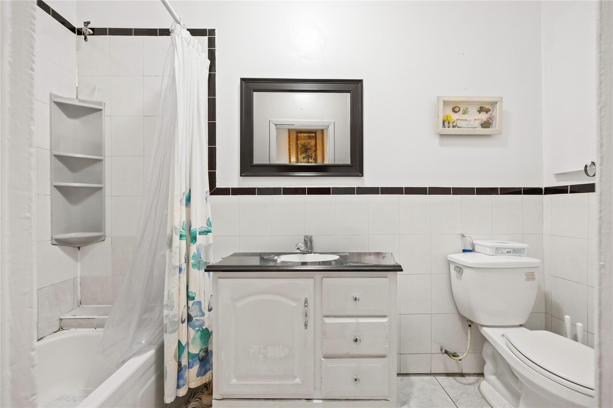 #8 photo, 92-13 91st Avenue, Woodhaven , NY 11421