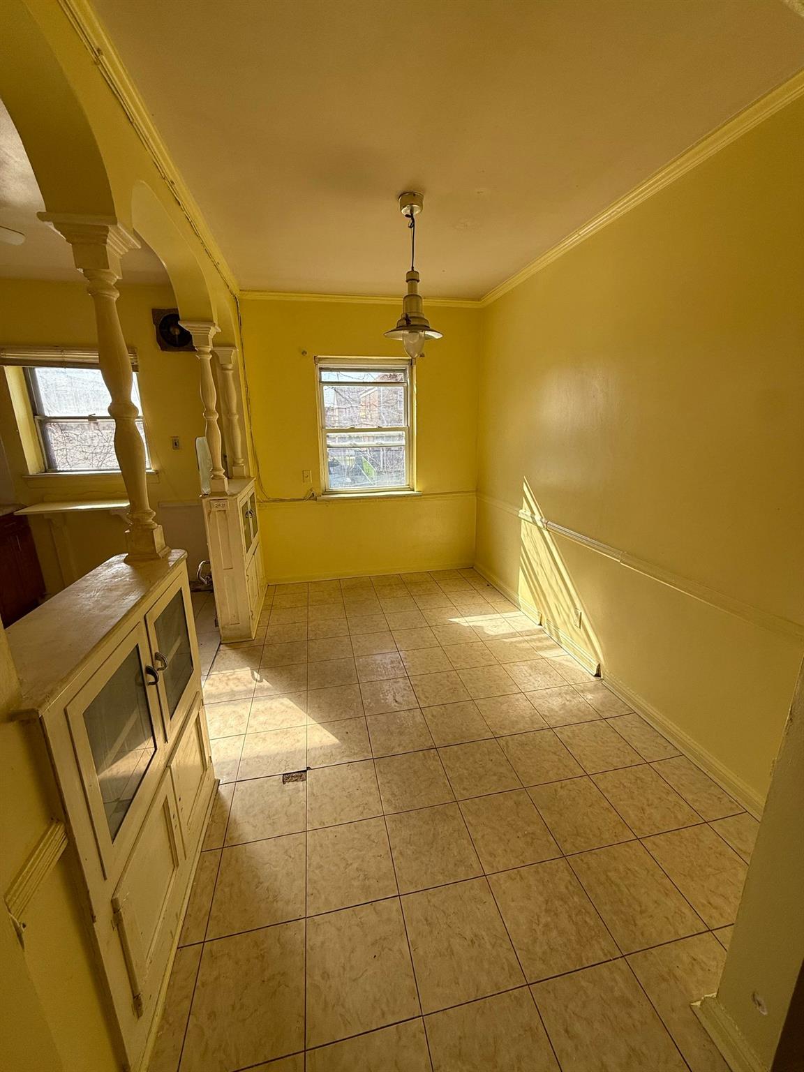 #6 photo, 141-36 71st Road, 皇后區 秋園 Kew Garden Hills , NY 11367