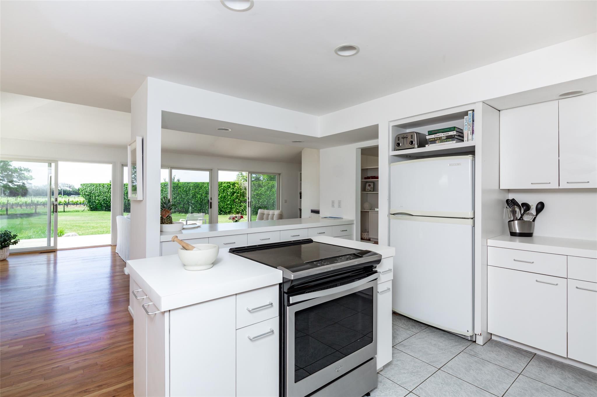 #15 photo, 20 Winding Way, サフォーク郡 Water Mill , NY 11976