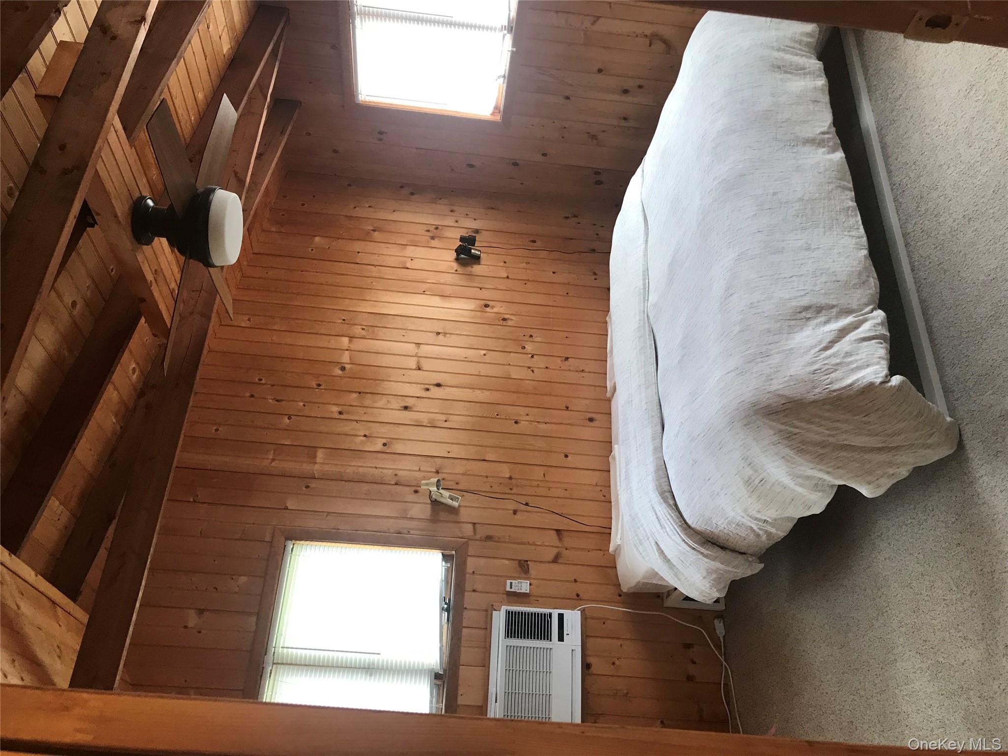 #10 photo, 33 Dune Way, Seaview , NY 11770