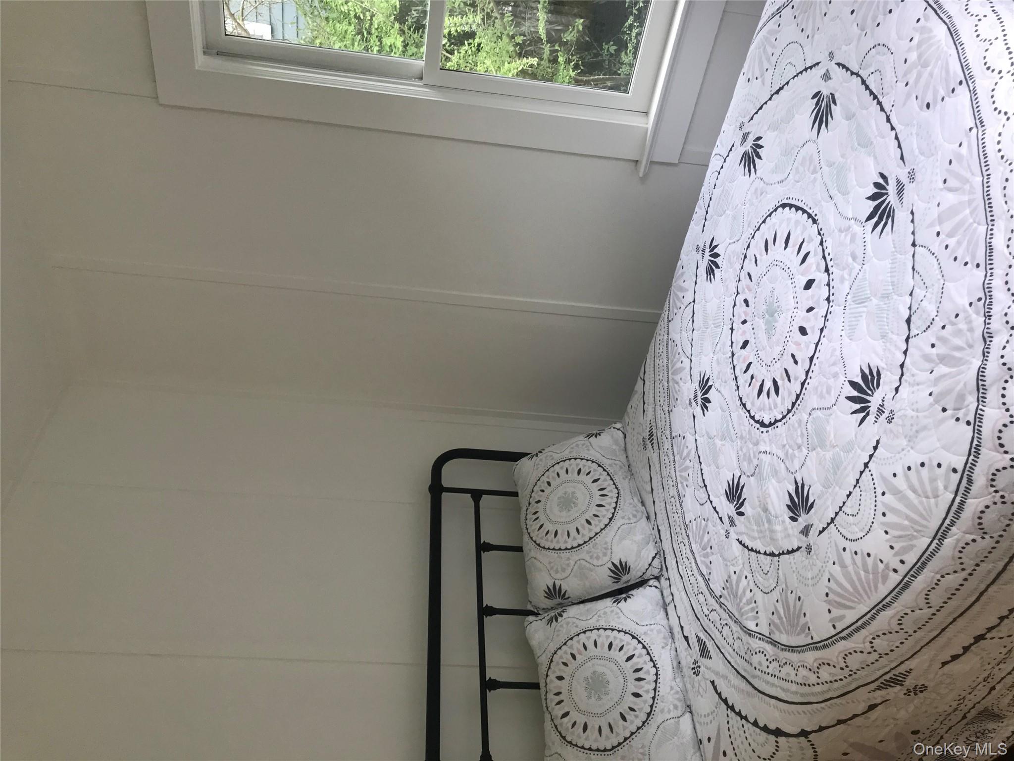 #11 photo, 33 Dune Way, Seaview , NY 11770