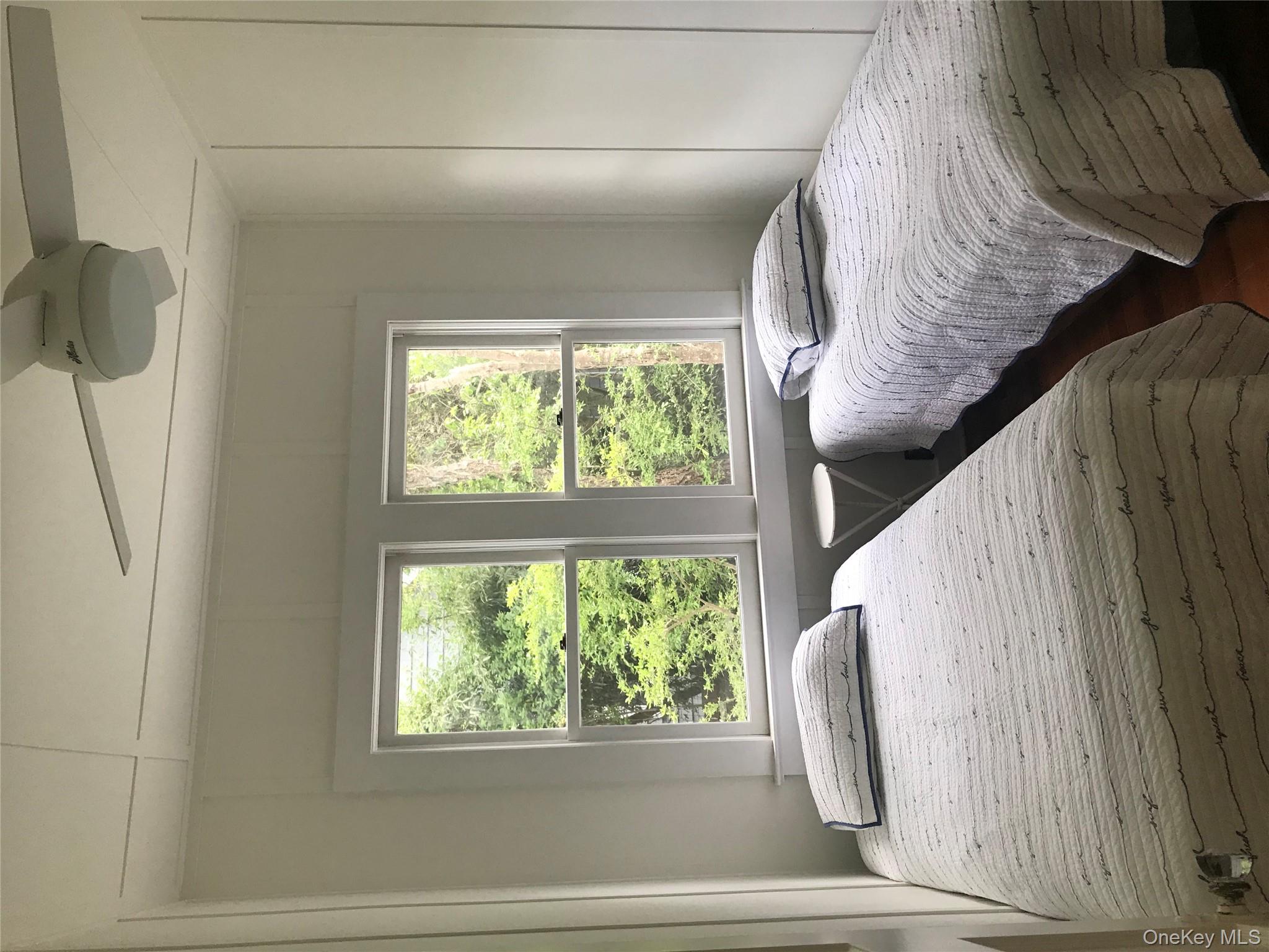 #12 photo, 33 Dune Way, Seaview , NY 11770