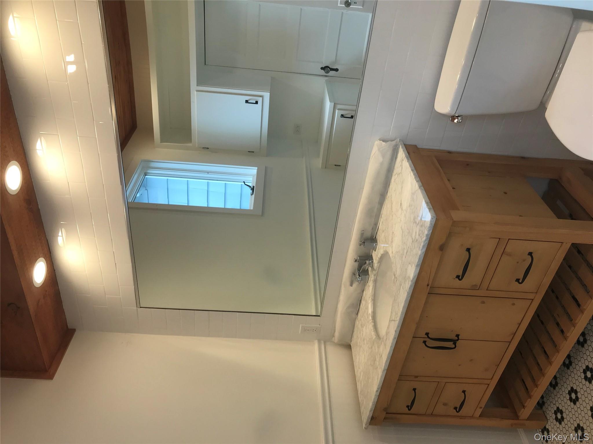 #2 photo, 33 Dune Way, Seaview , NY 11770