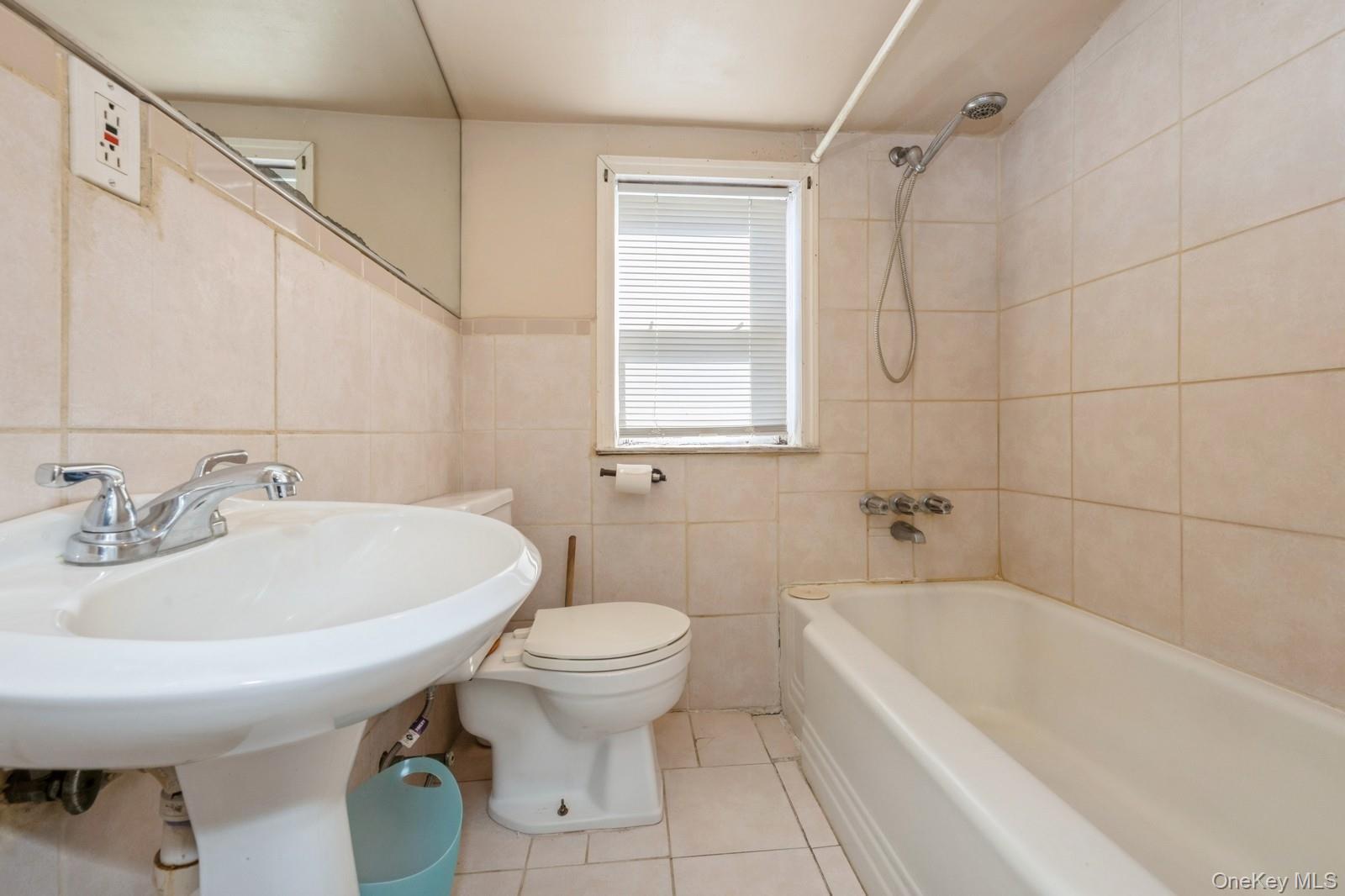 #19 photo, 31 Cedar Street, Roosevelt , NY 11575