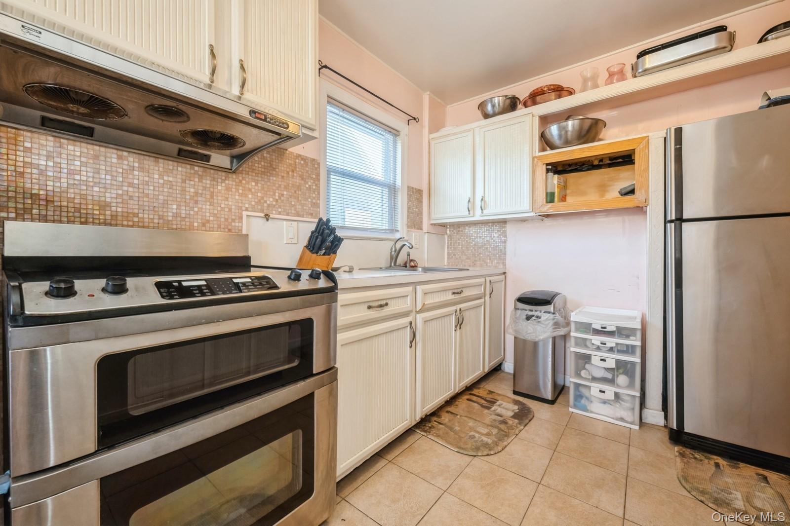 #3 photo, 31 Cedar Street, Roosevelt , NY 11575