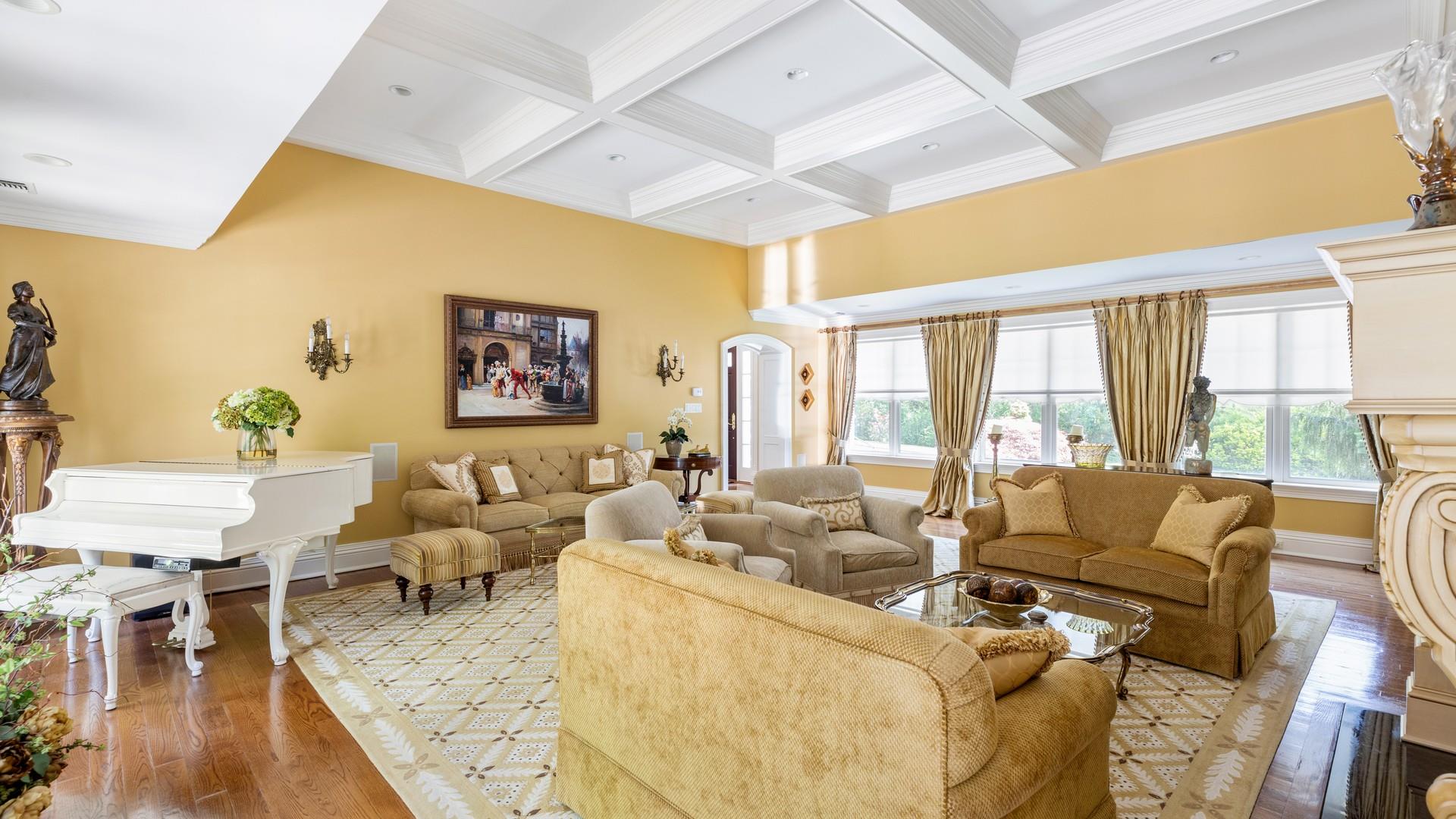 #10 photo, 46 Morgan Drive, Old Westbury , NY 11568