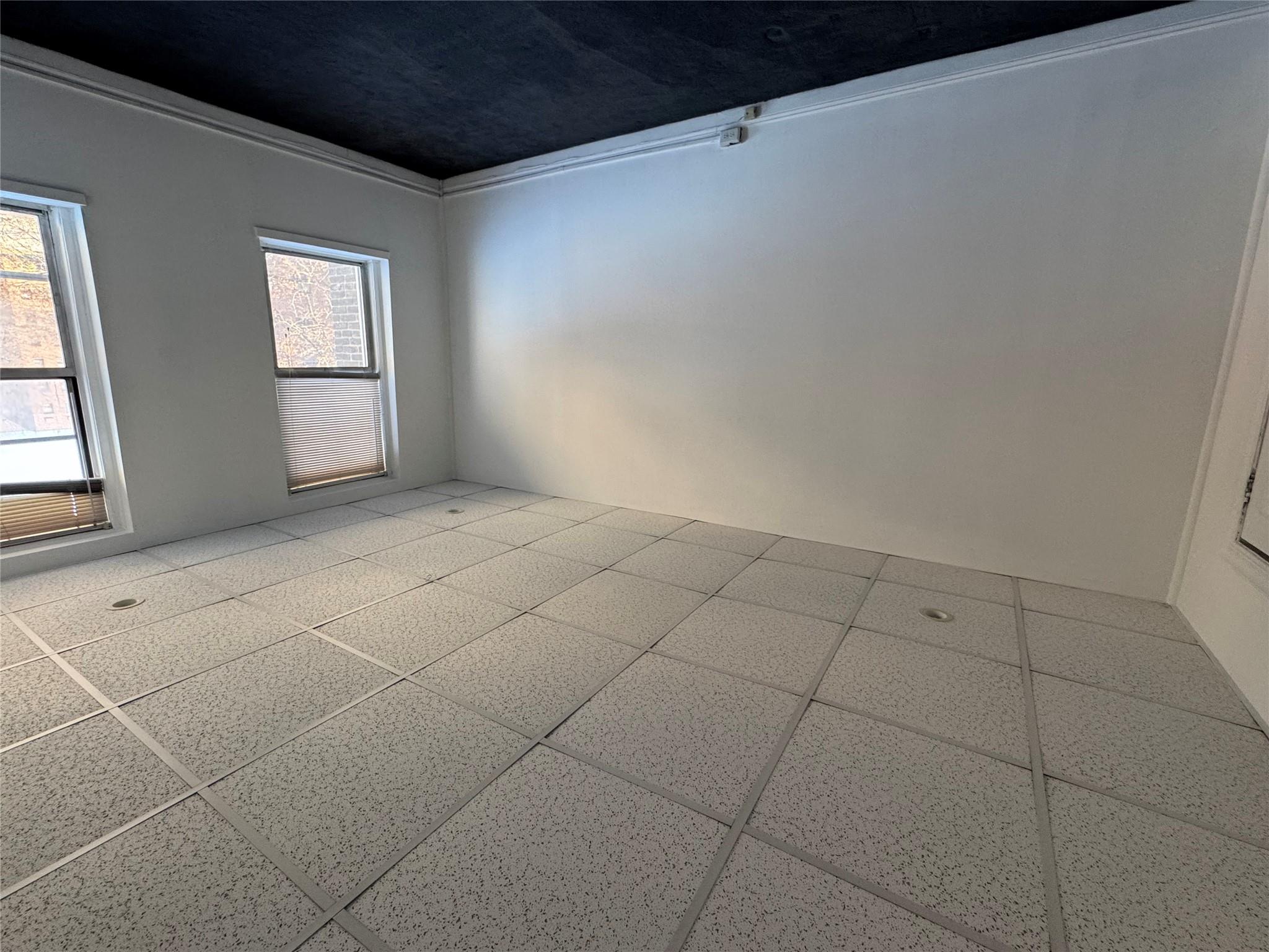 #8 photo, 472 Gramatan Avenue, Mount Vernon , NY 10552