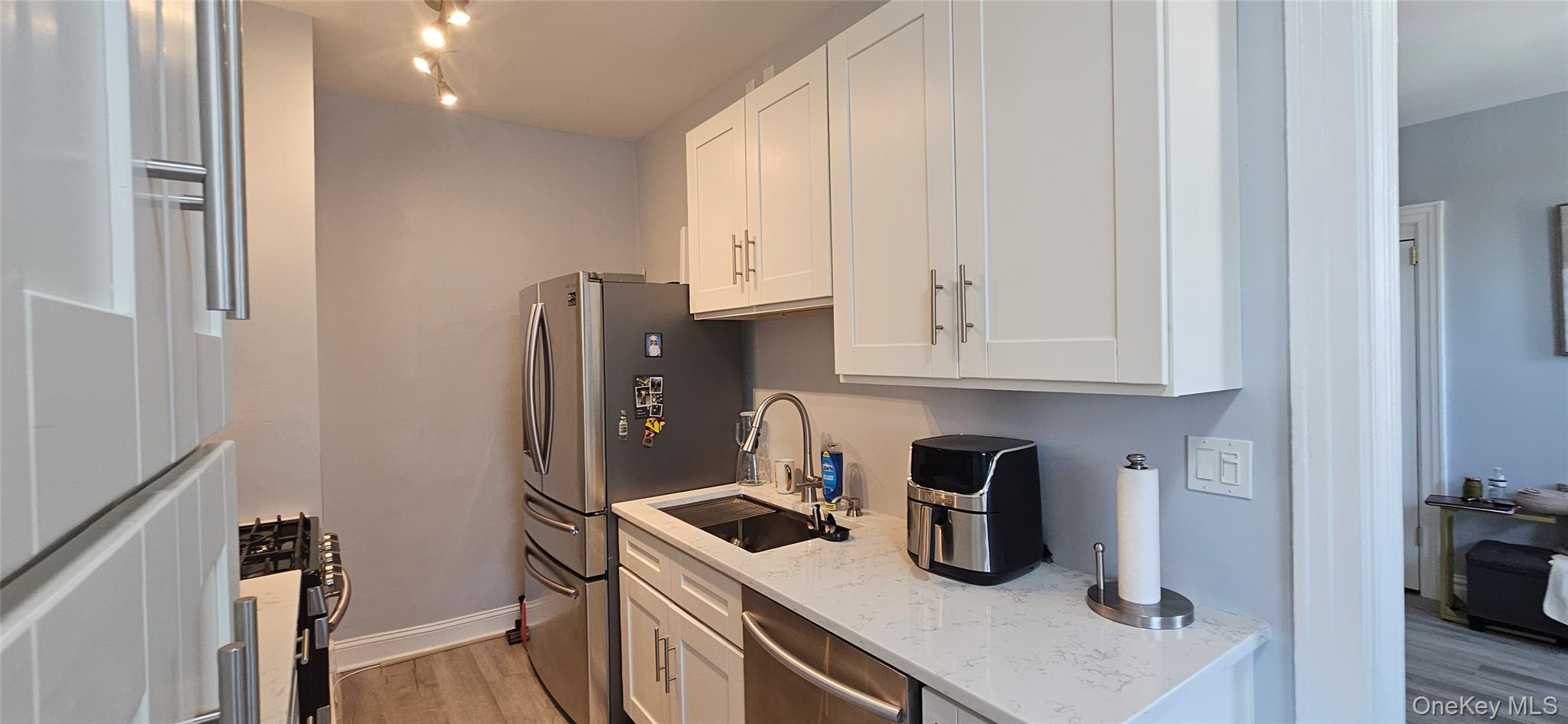 #4 photo, 445 Gramatan Avenue, Mount Vernon , NY 10552