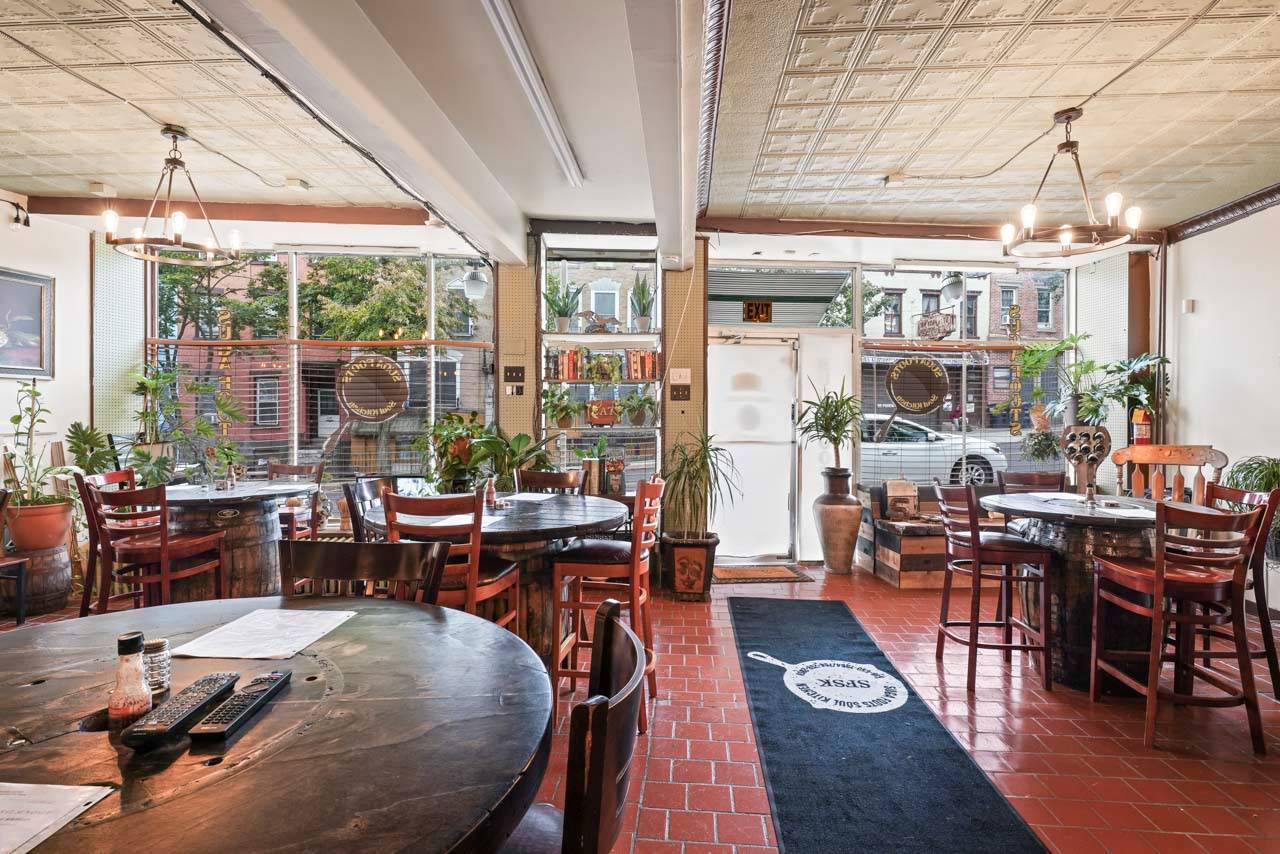 #13 photo, 165 Madison Avenue, Albany , NY 12202